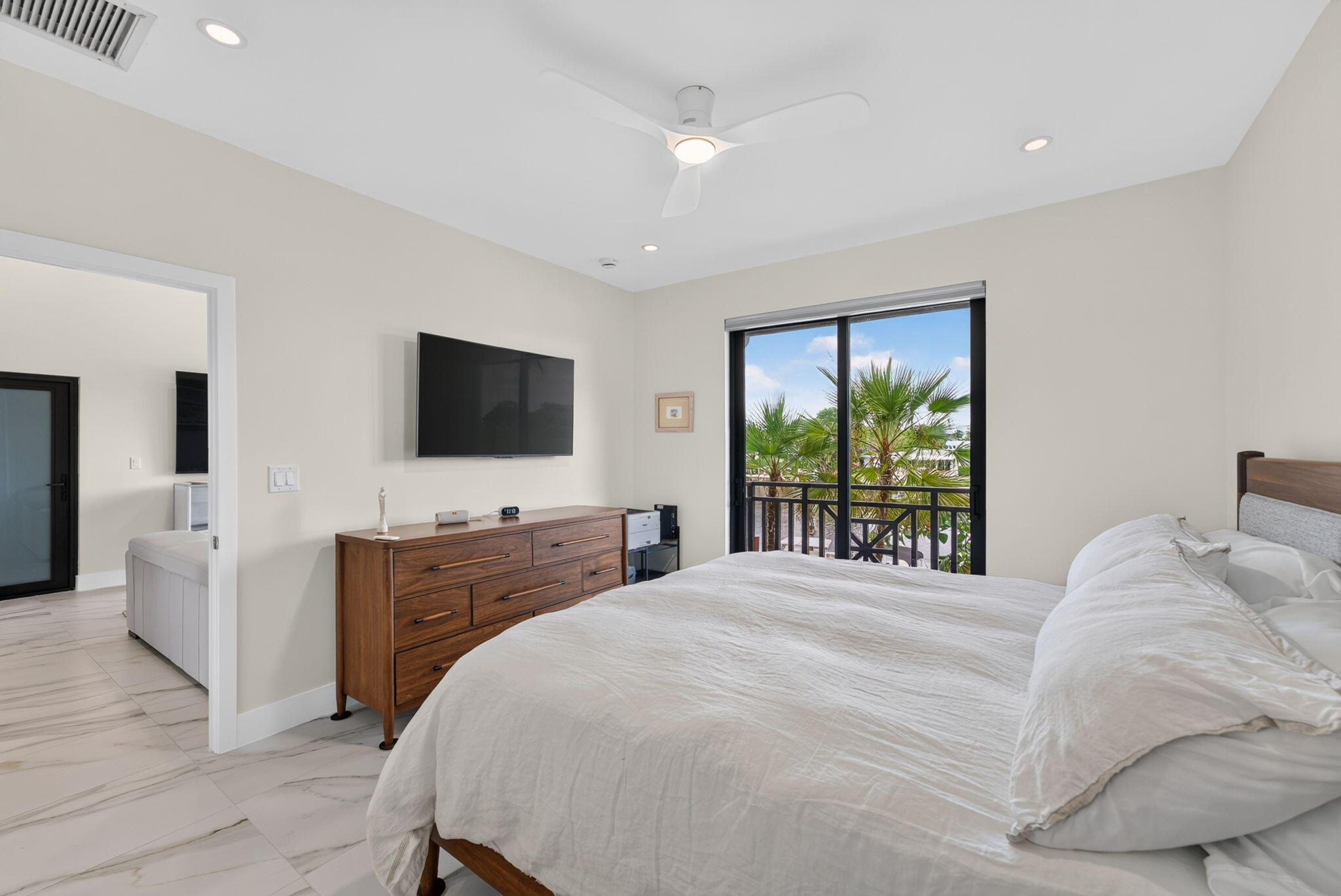 1555 S Ocean #274 Fort Lauderdale, FL 33316