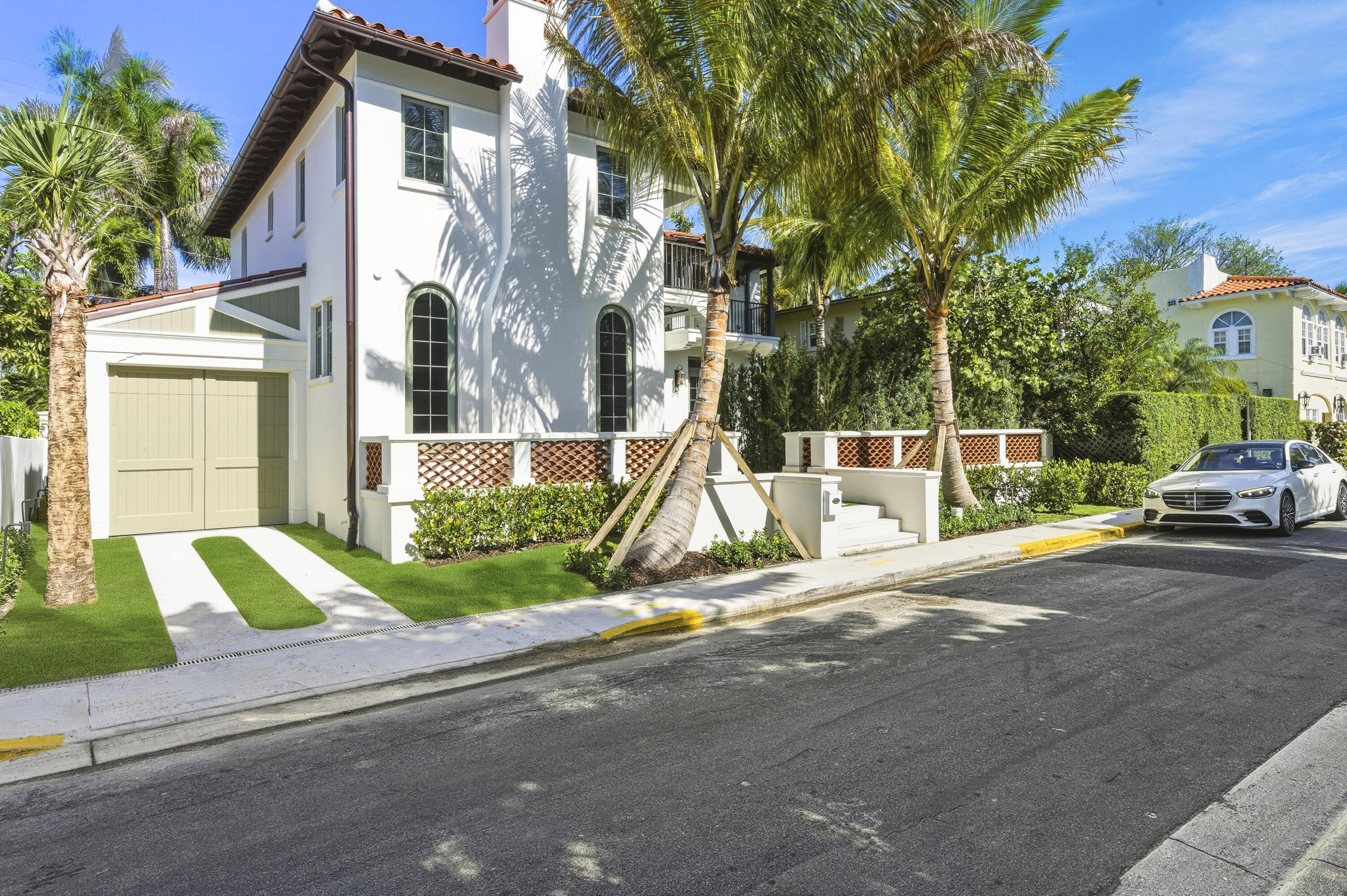 259 Oleander Ave