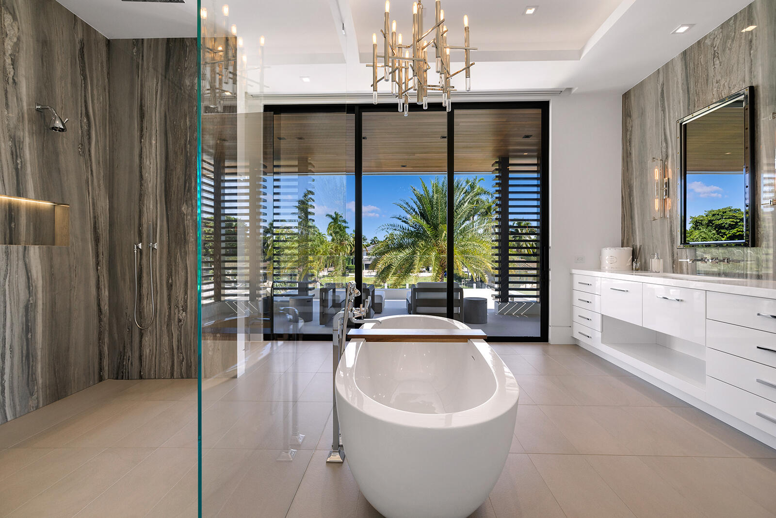 2423 Castilla Isle Fort Lauderdale, FL 33301