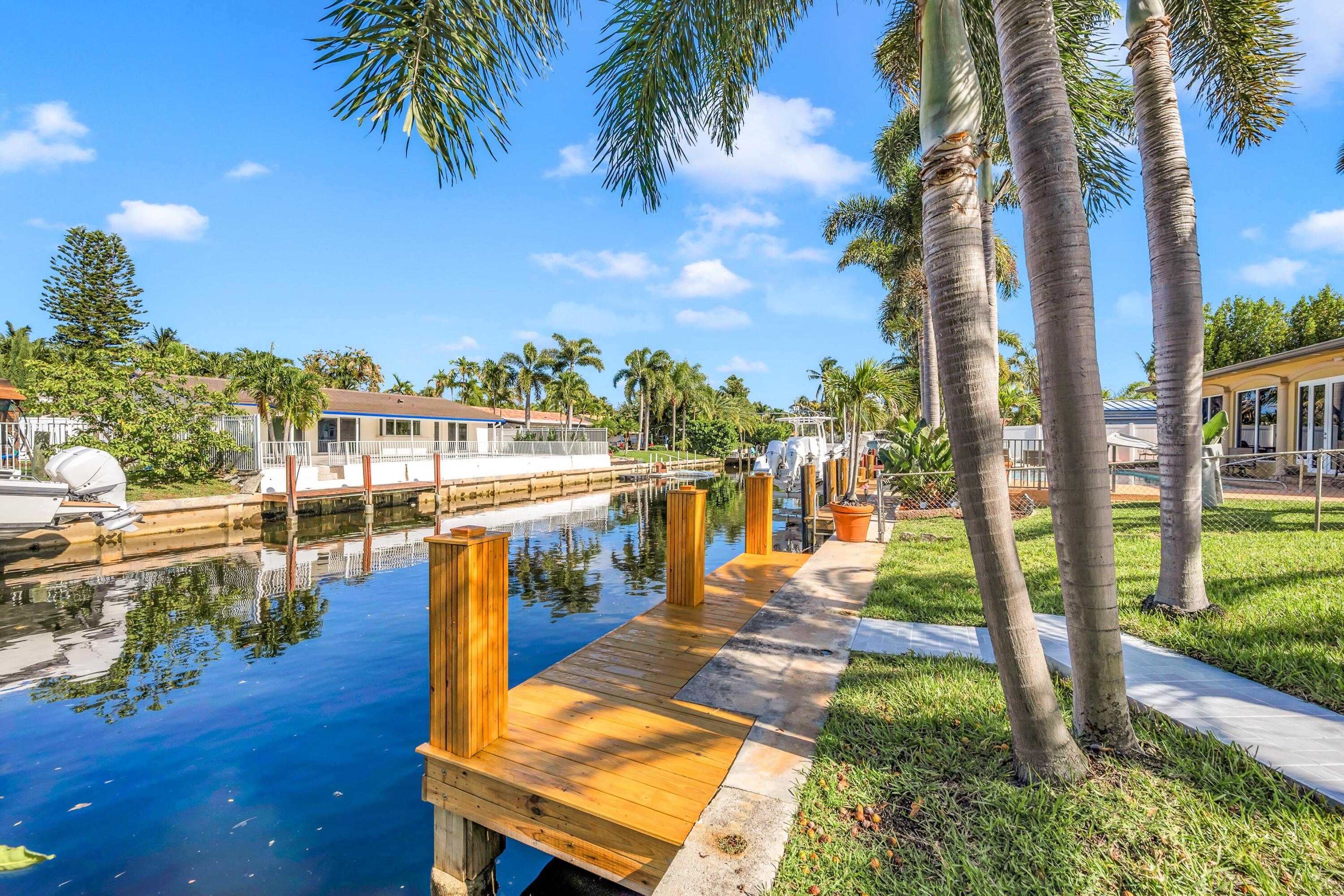 1120 SE 9th Ave Pompano Beach, FL 33060