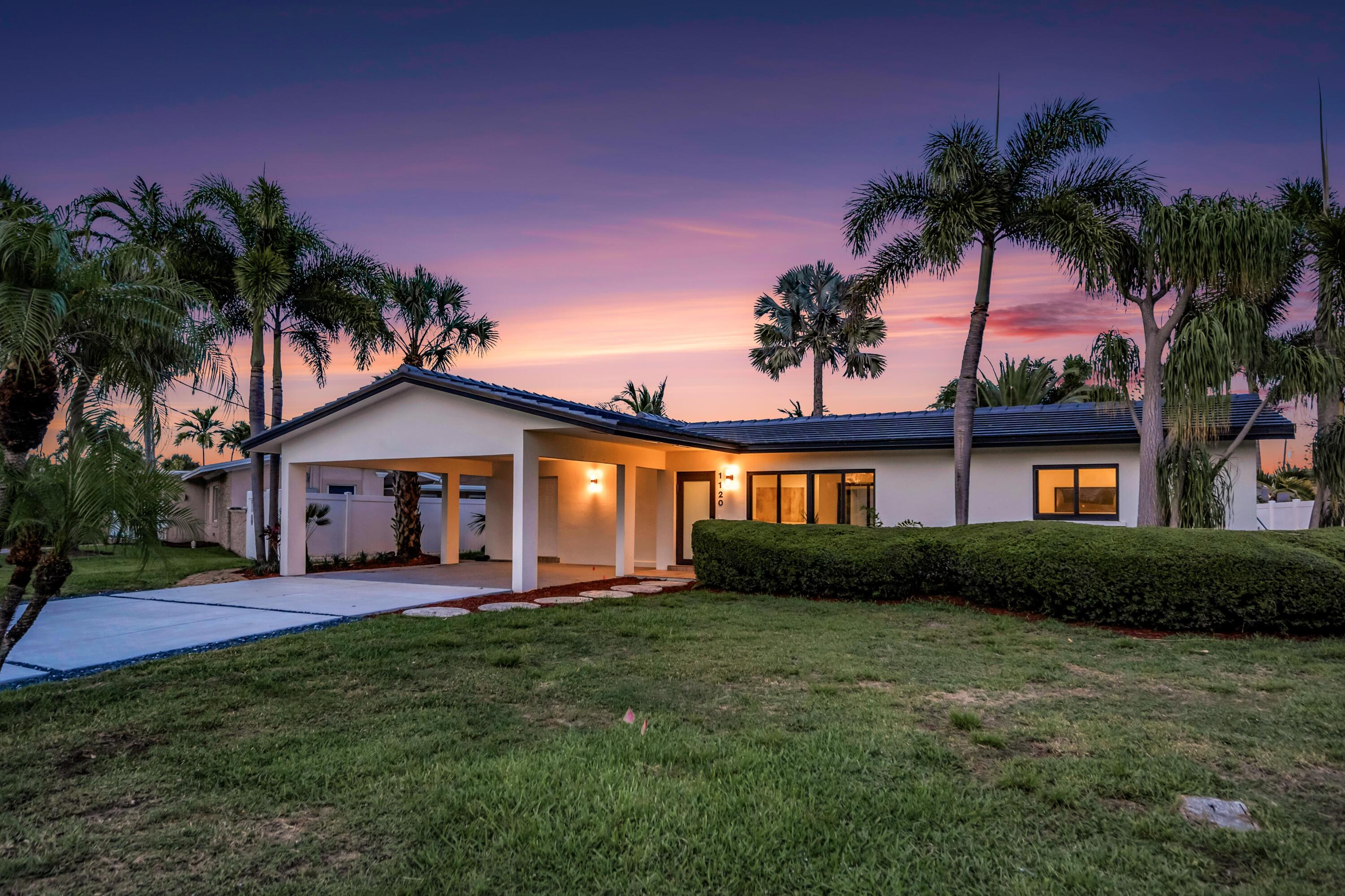 1120 SE 9th Ave Pompano Beach, FL 33060