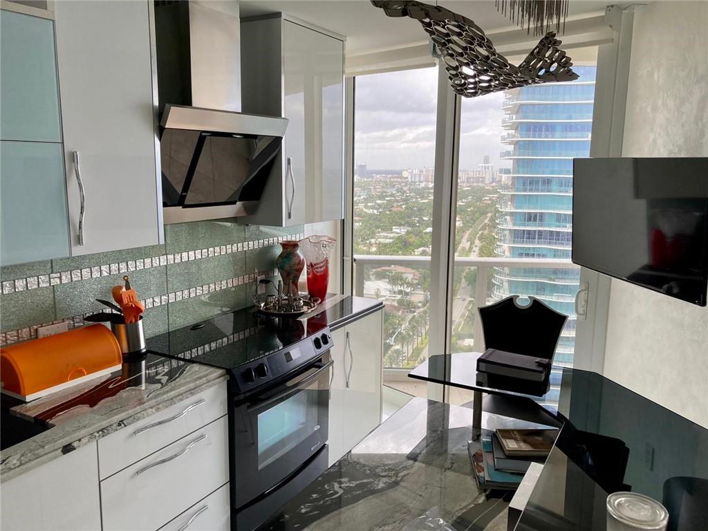 19333 Collins Ave #2802 Sunny Isles Beach, FL 33160