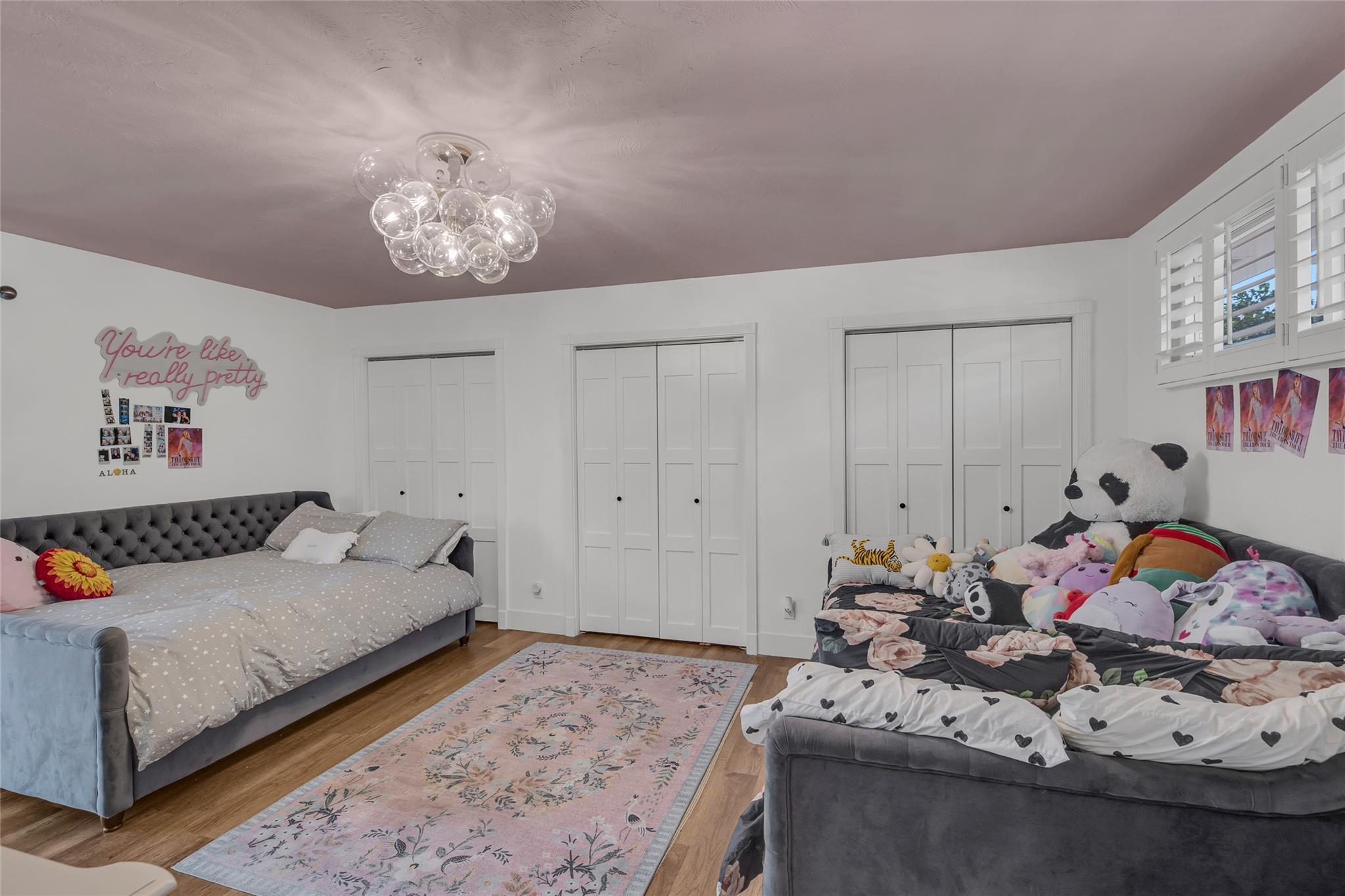 2 Mendota Ln Sea Ranch Lakes, FL 33308