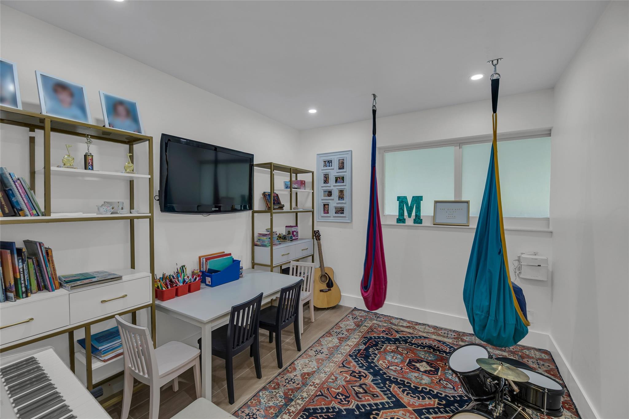 2 Mendota Ln Sea Ranch Lakes, FL 33308