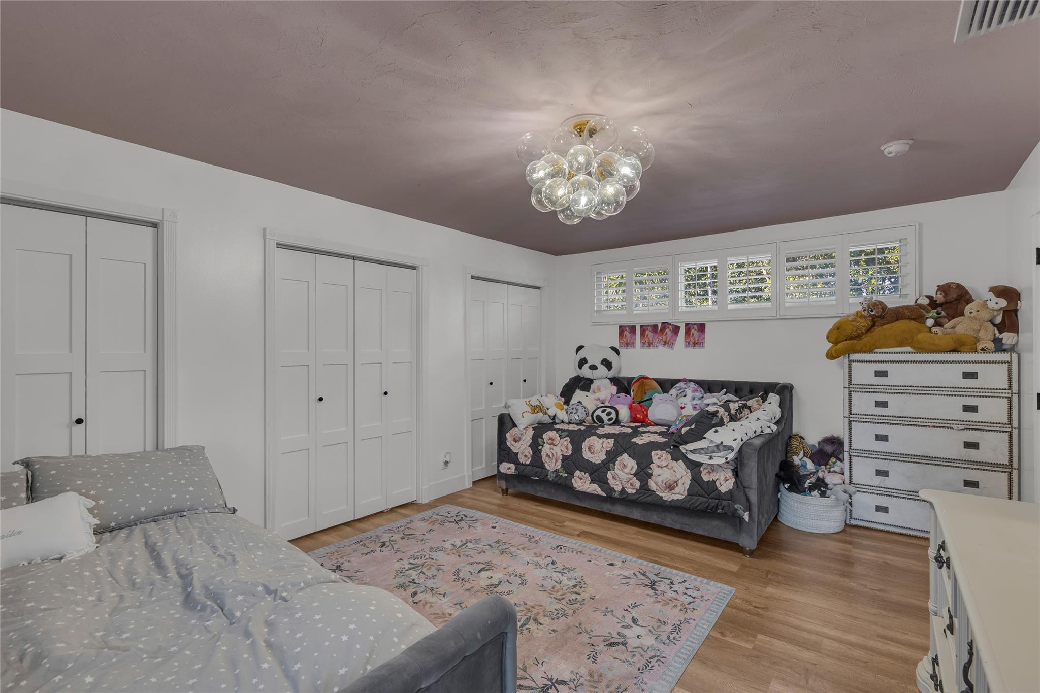 2 Mendota Ln Sea Ranch Lakes, FL 33308