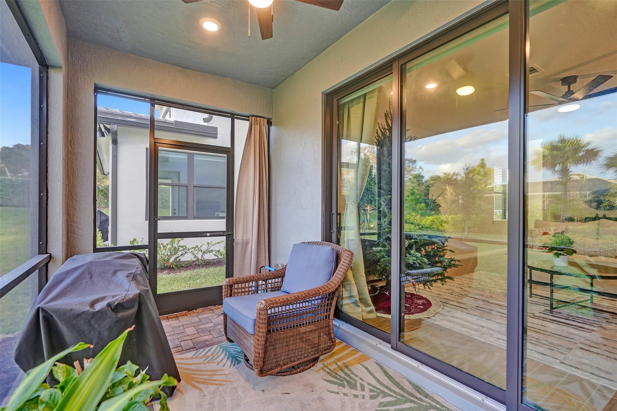 4422 S Silverwood Ln,Fort Lauderdale, FL 33309