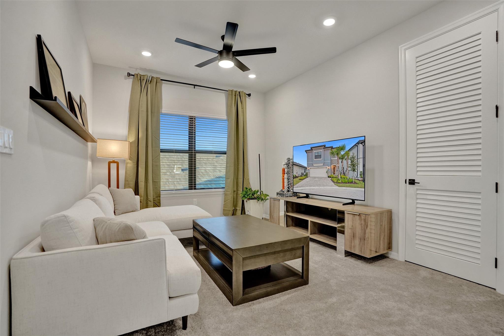 4422 S Silverwood Ln,Fort Lauderdale, FL 33309