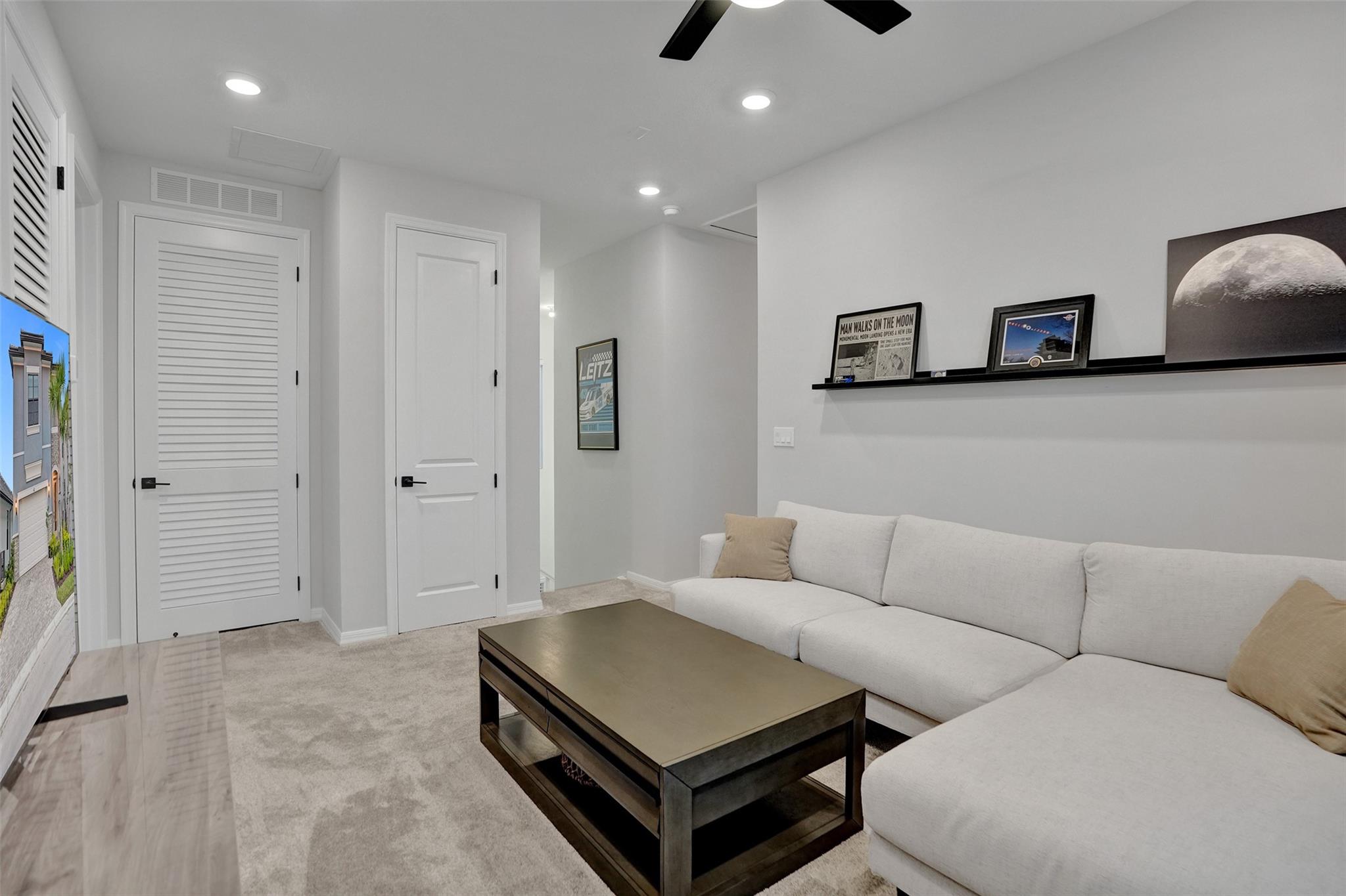 4422 S Silverwood Ln,Fort Lauderdale, FL 33309