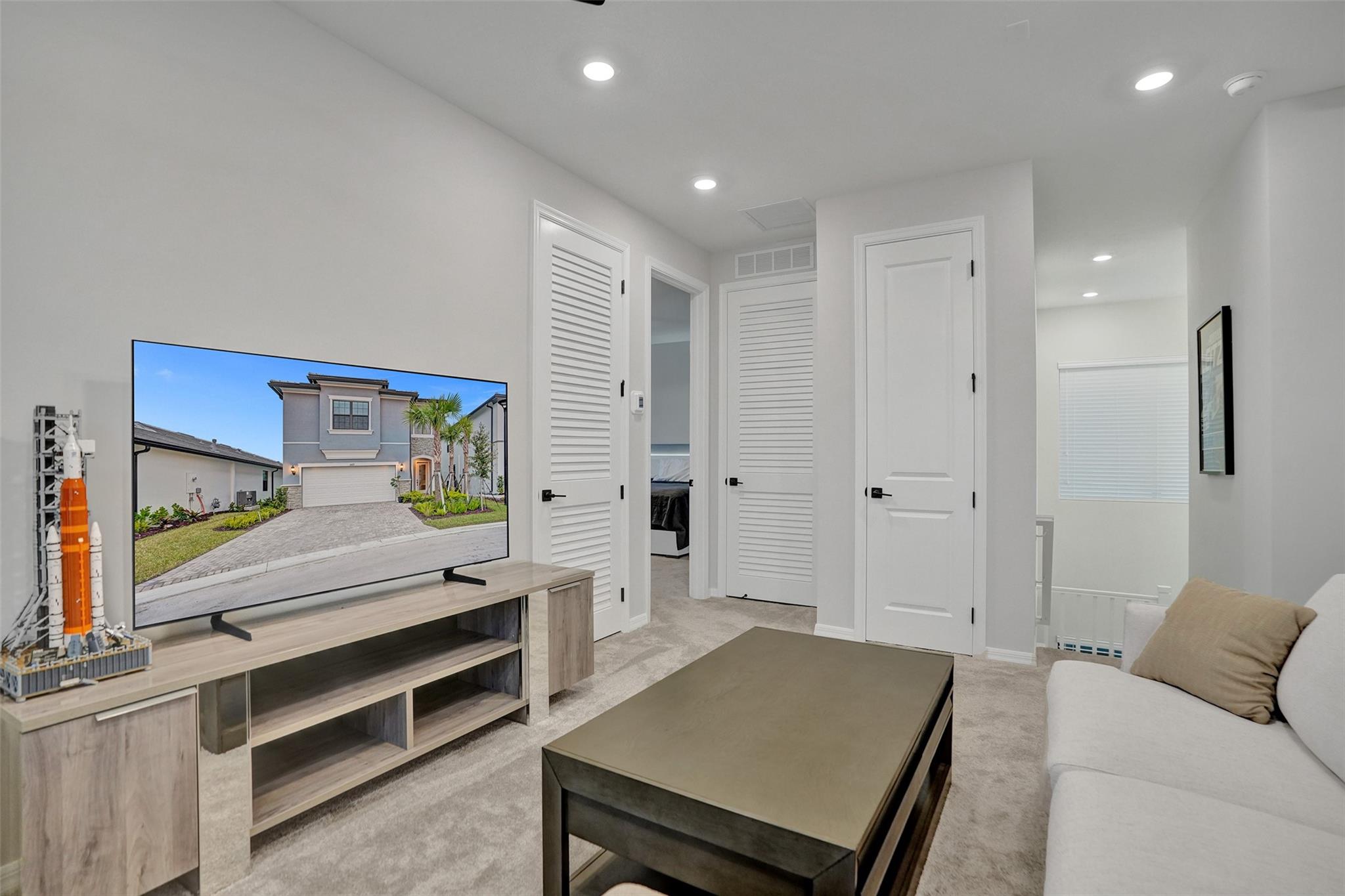 4422 S Silverwood Ln,Fort Lauderdale, FL 33309