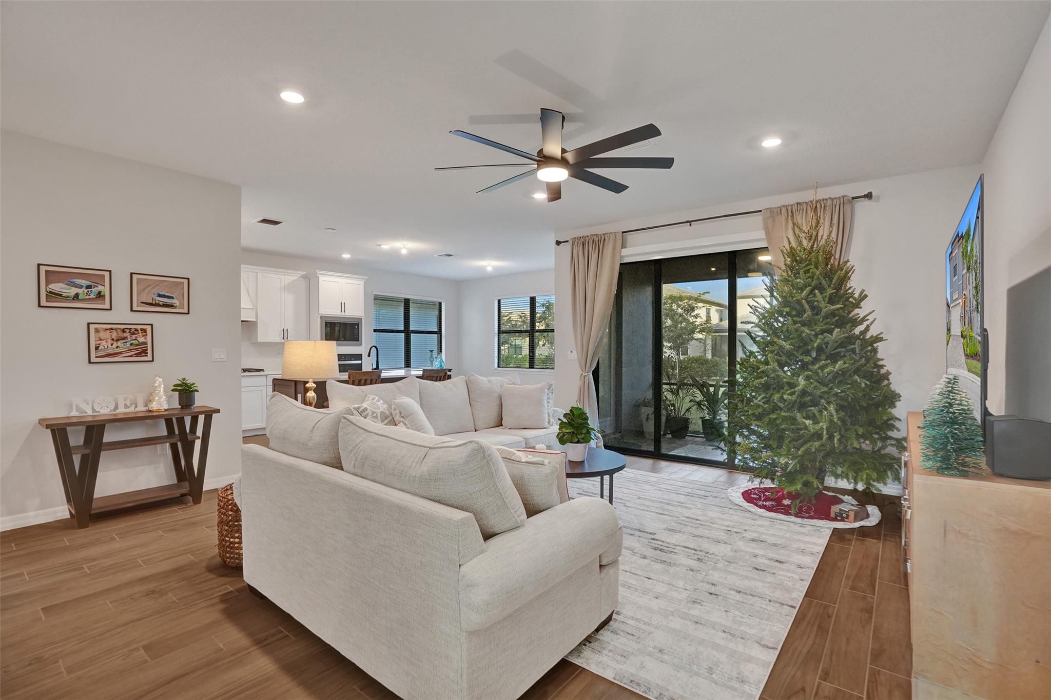 4422 S Silverwood Ln,Fort Lauderdale, FL 33309