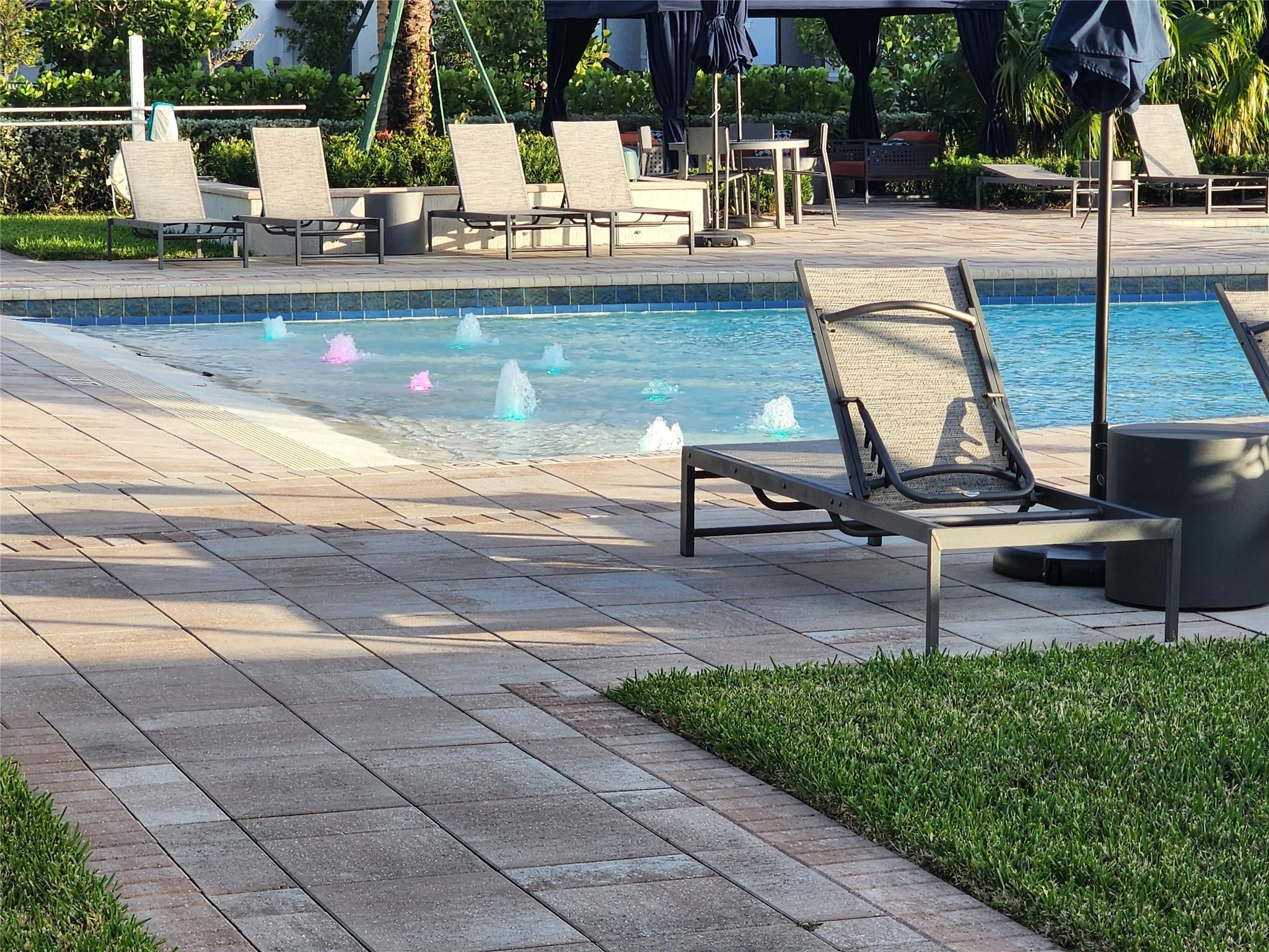 4422 S Silverwood Ln,Fort Lauderdale, FL 33309