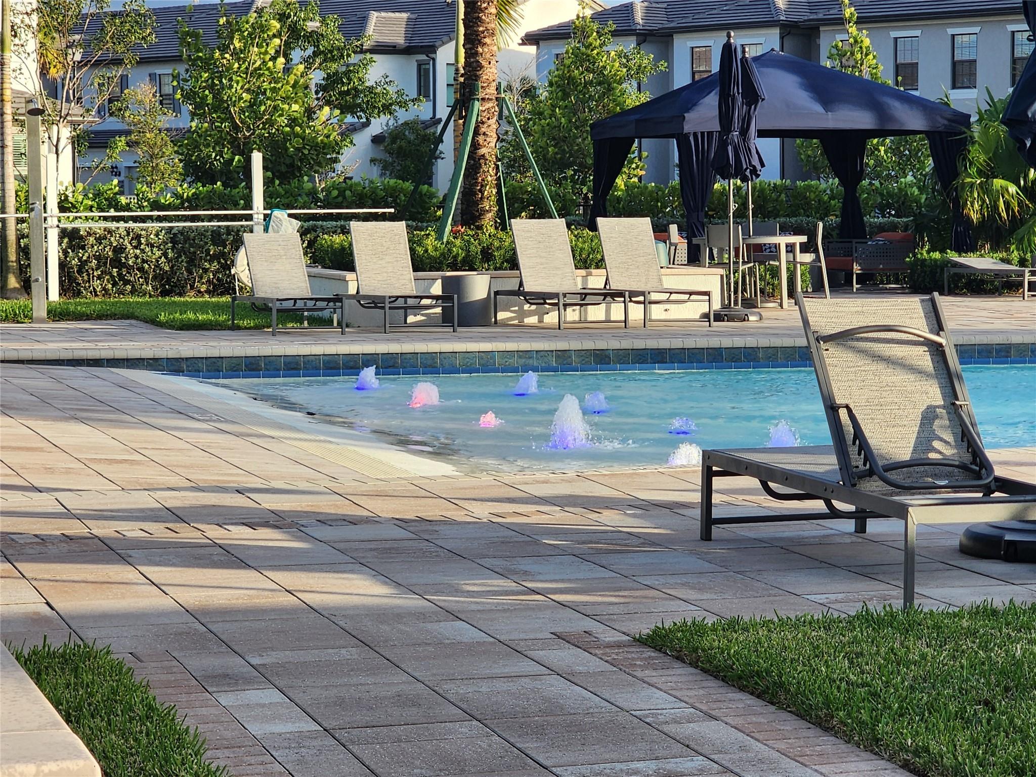 4422 S Silverwood Ln,Fort Lauderdale, FL 33309