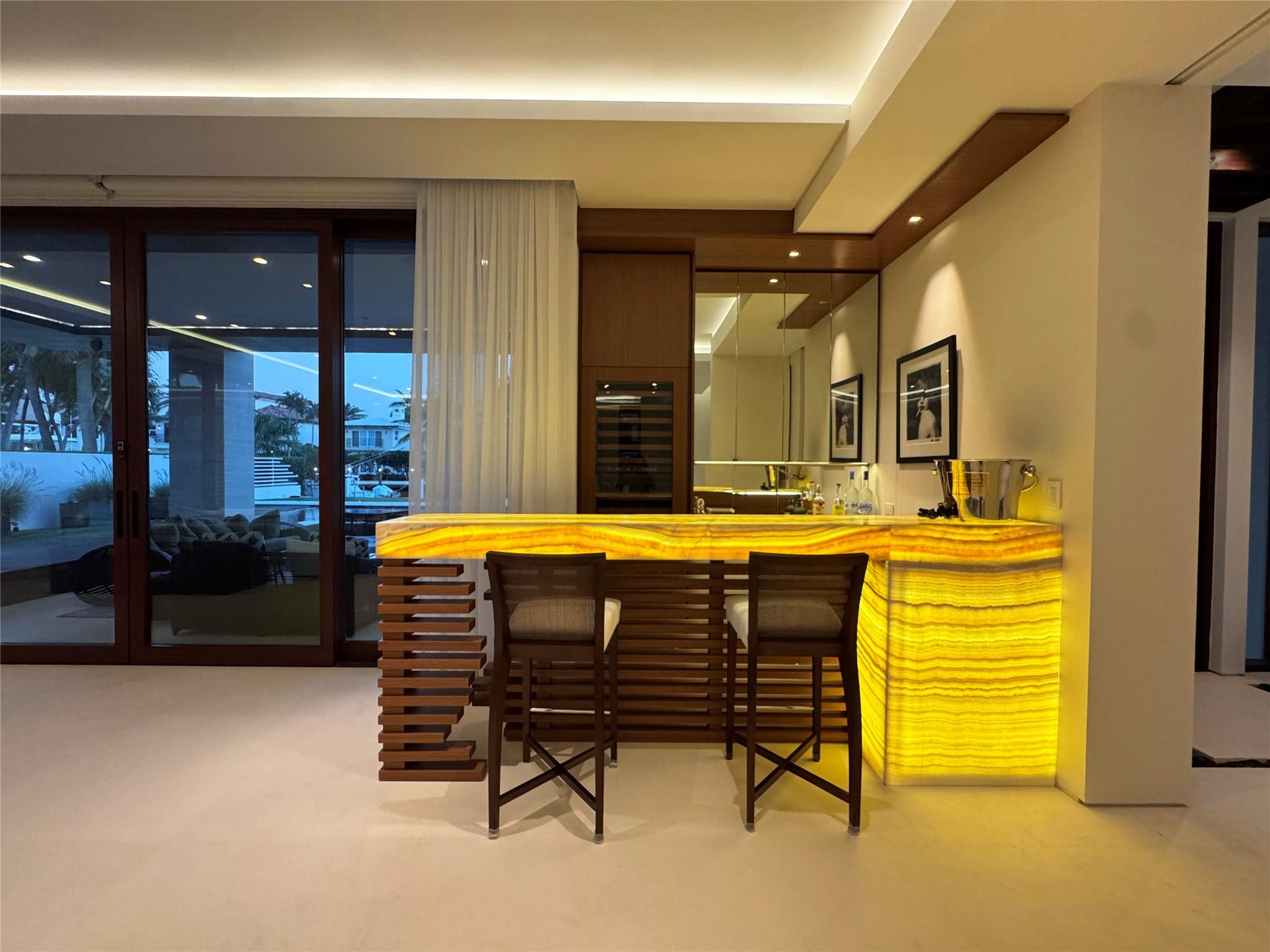 10 Pelican Dr Fort Lauderdale, FL 33301 10 Pelican Dr Fort Lauderdale, FL 33301