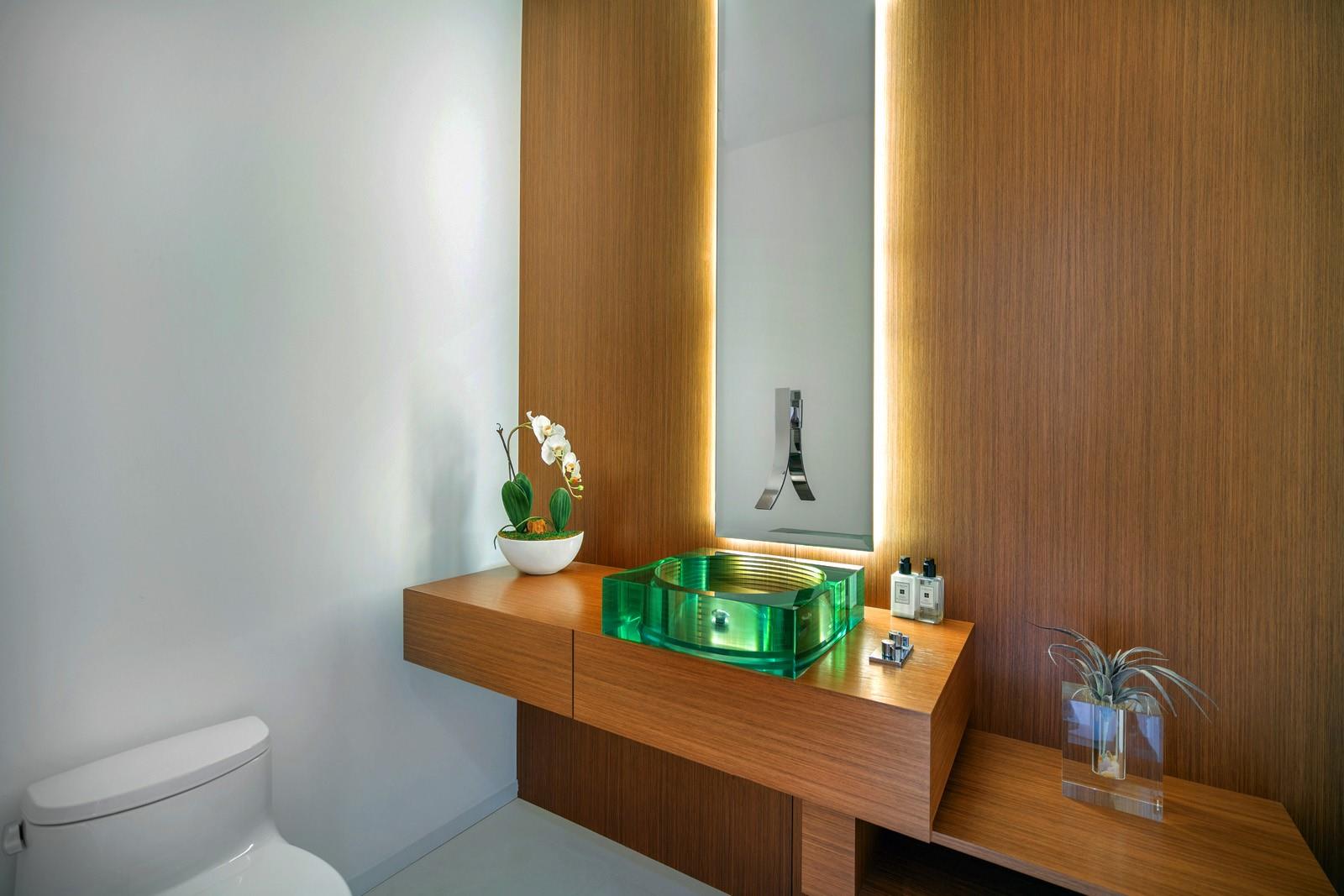 10 Pelican Dr Fort Lauderdale, FL 33301 10 Pelican Dr Fort Lauderdale, FL 33301