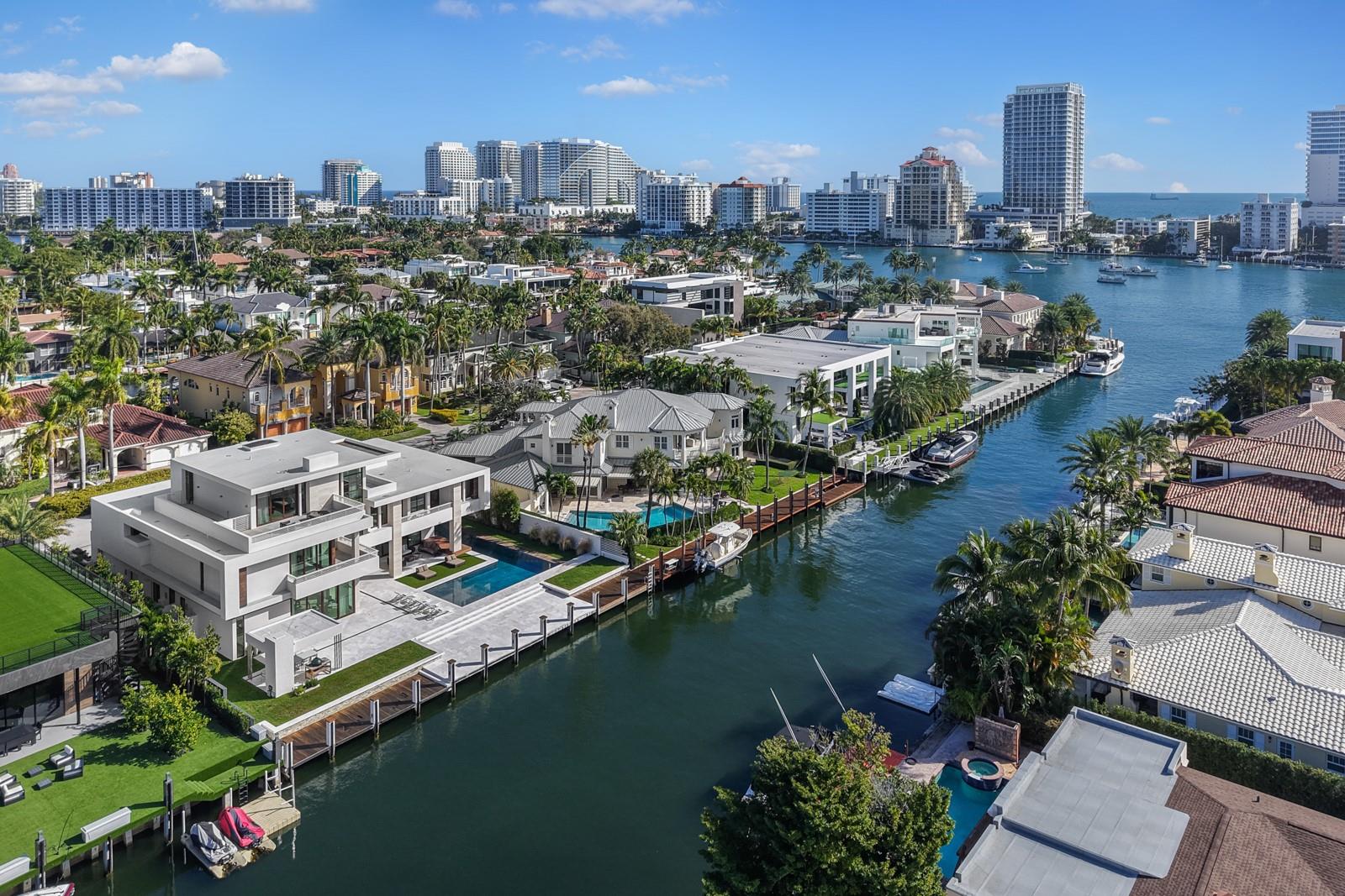 10 Pelican Dr Fort Lauderdale, FL 33301 10 Pelican Dr Fort Lauderdale, FL 33301