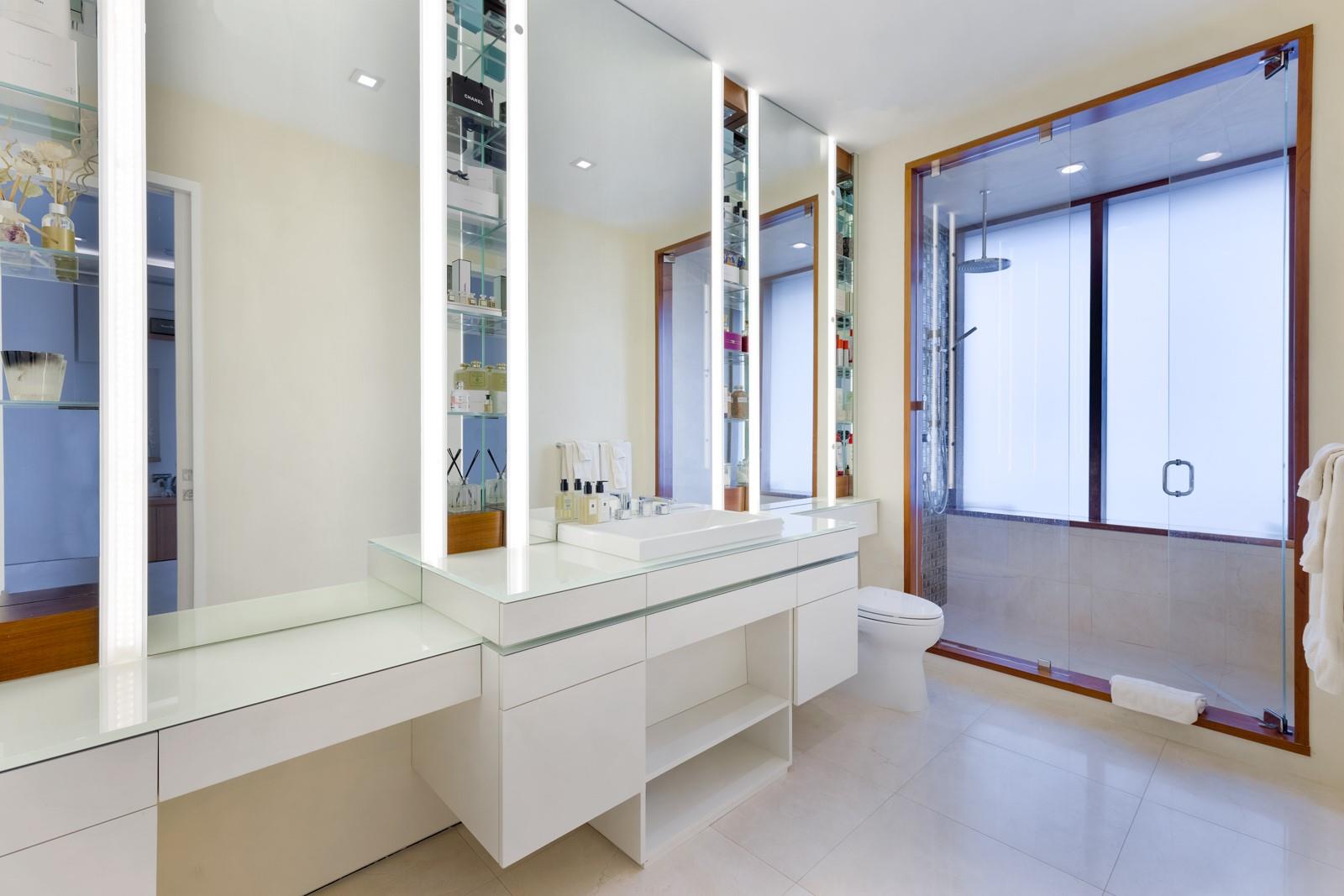 10 Pelican Dr Fort Lauderdale, FL 33301 10 Pelican Dr Fort Lauderdale, FL 33301