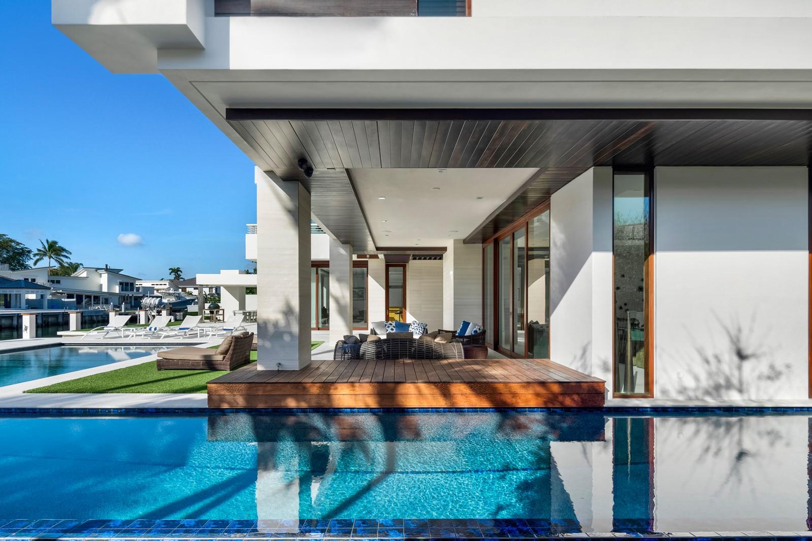 10 Pelican Dr Fort Lauderdale, FL 33301 10 Pelican Dr Fort Lauderdale, FL 33301