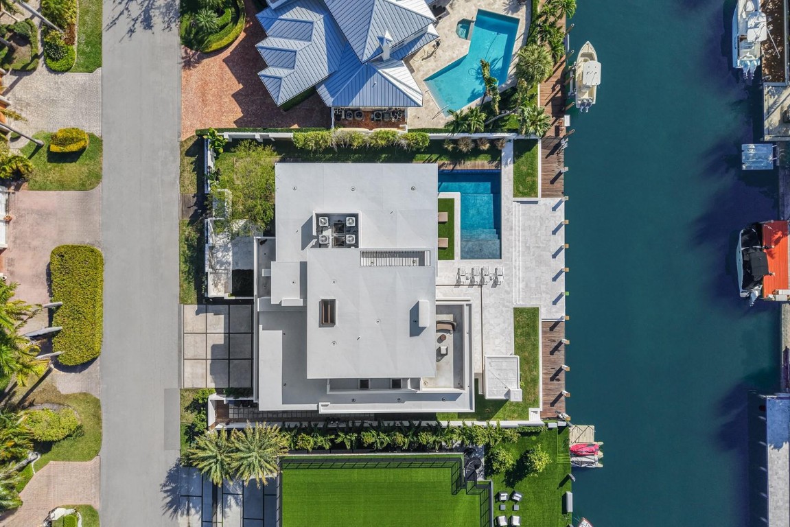 10 Pelican Fort Lauderdale, FL 33301