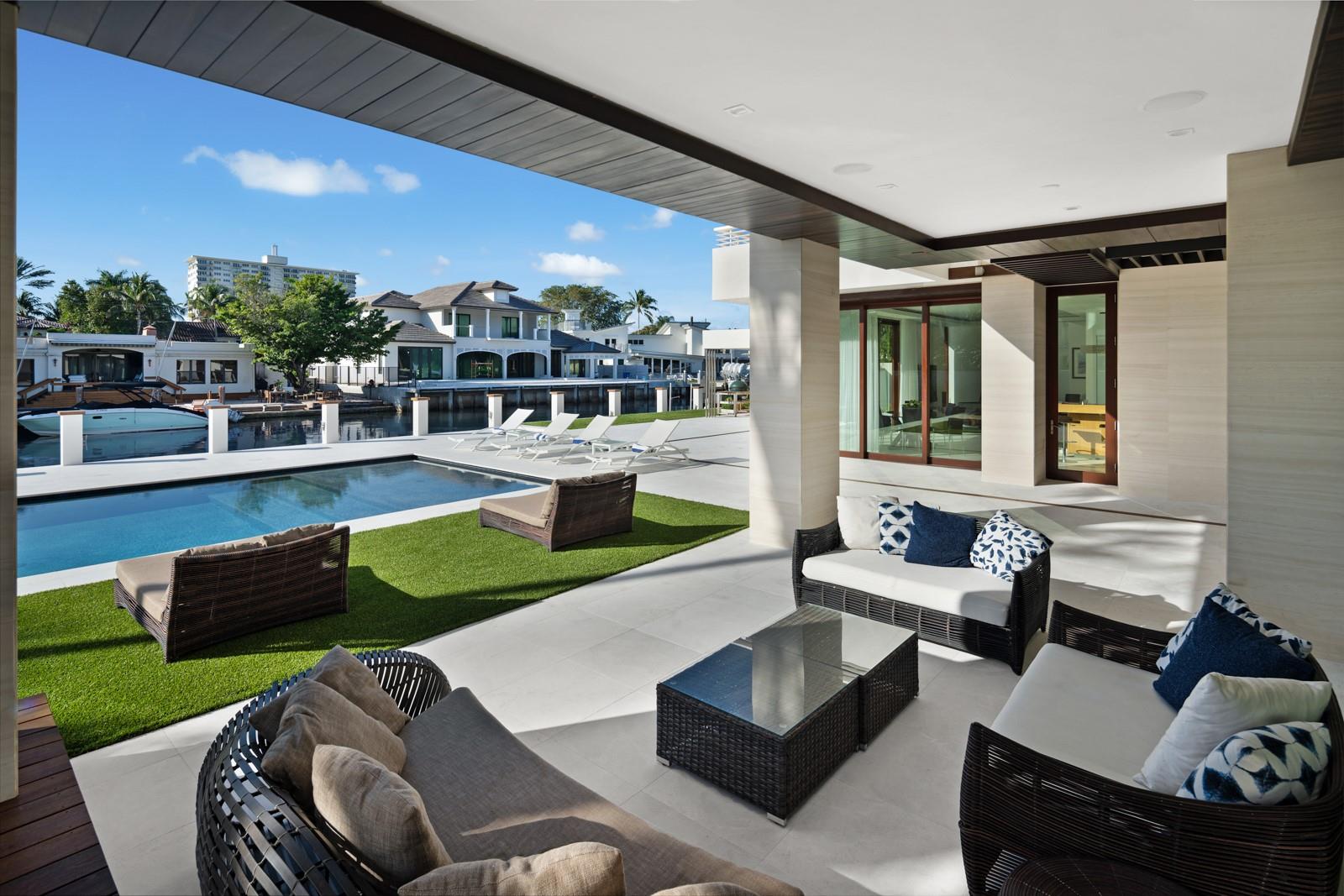 10 Pelican Dr Fort Lauderdale, FL 33301 10 Pelican Dr Fort Lauderdale, FL 33301