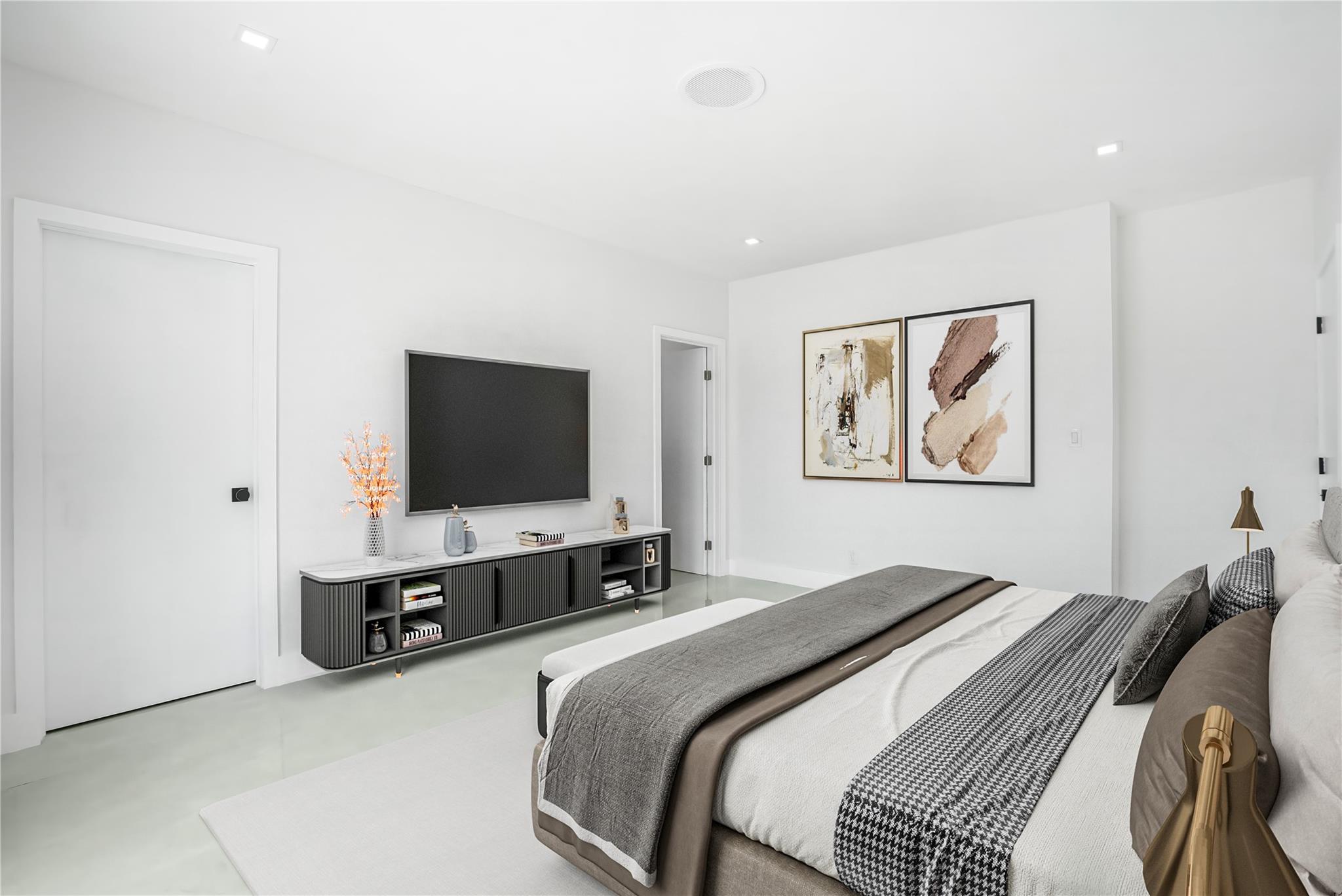 5641 Bayview Dr Fort Lauderdale, FL 33308