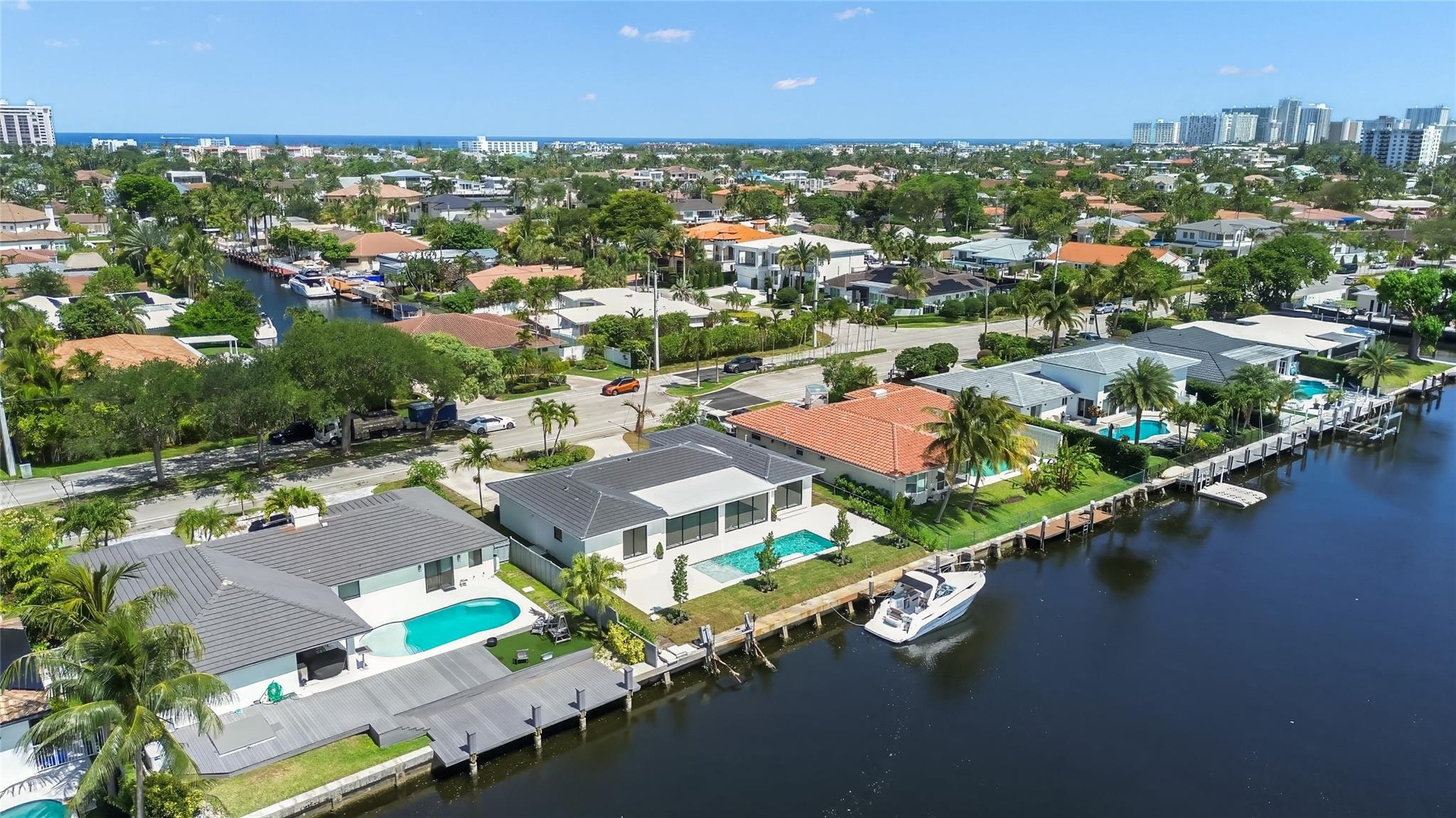 5641 Bayview Dr Fort Lauderdale, FL 33308