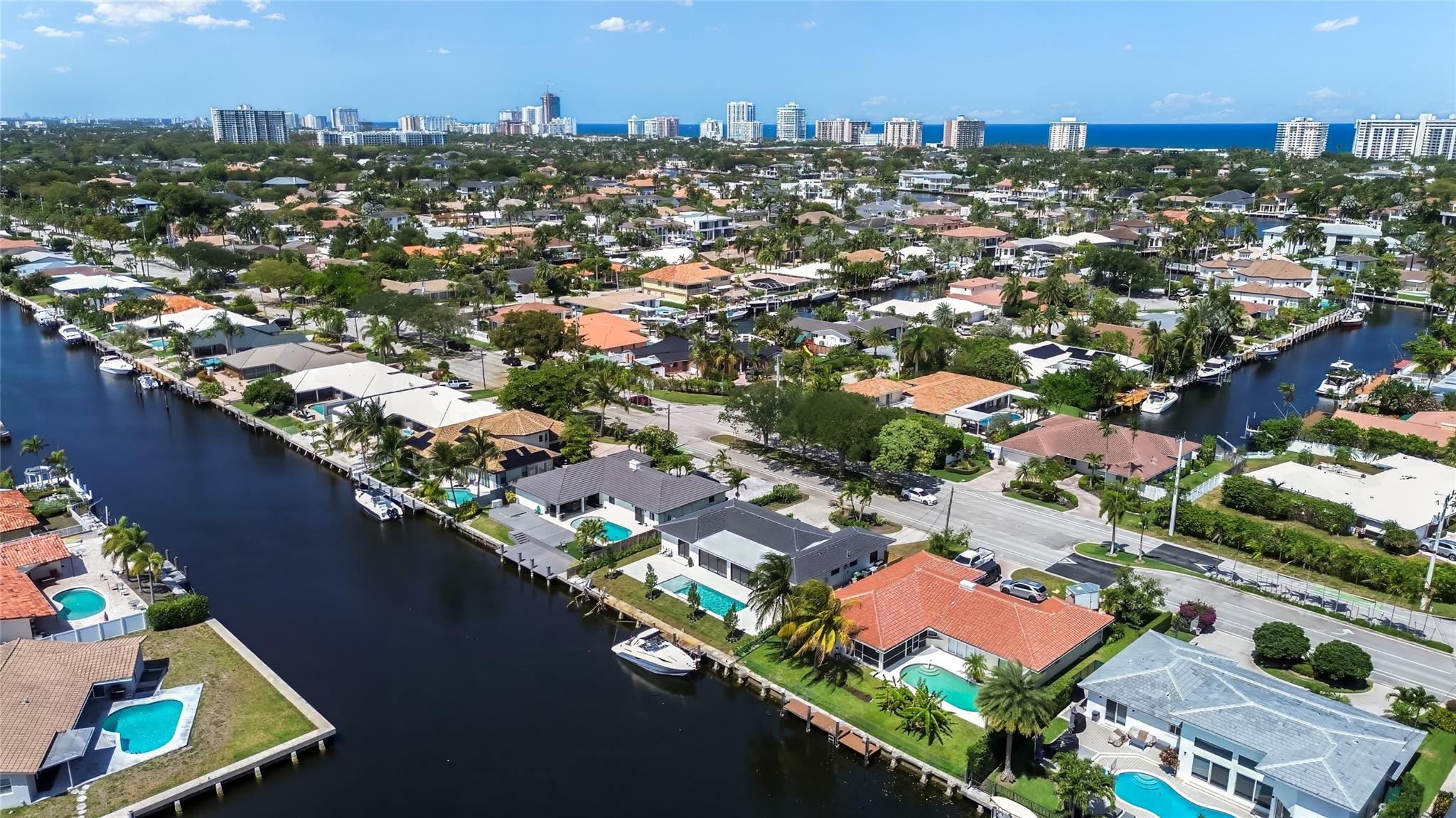 5641 Bayview Dr Fort Lauderdale, FL 33308