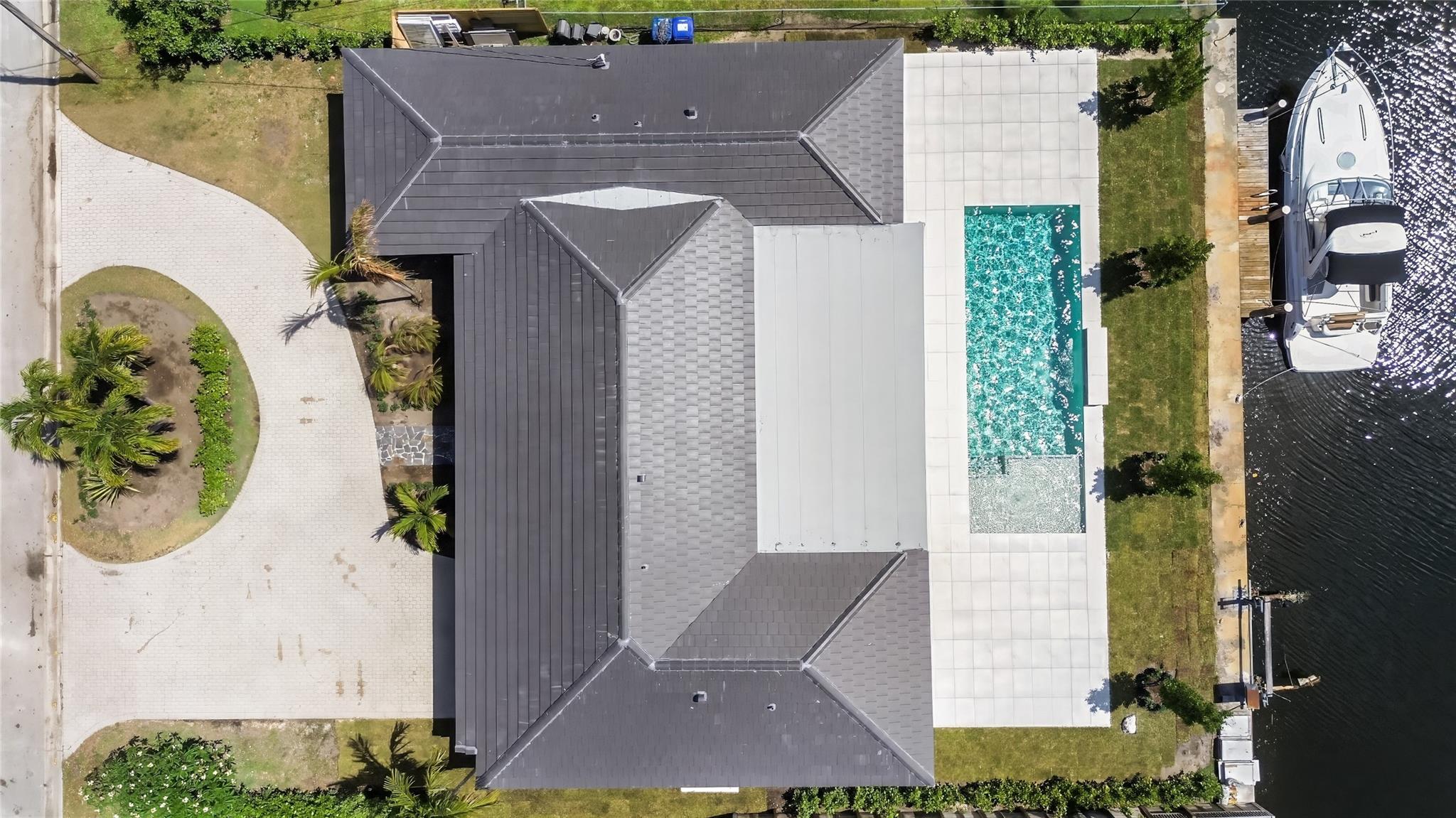 5641 Bayview Dr Fort Lauderdale, FL 33308