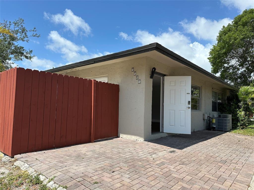 3101 NW 3rd Ave