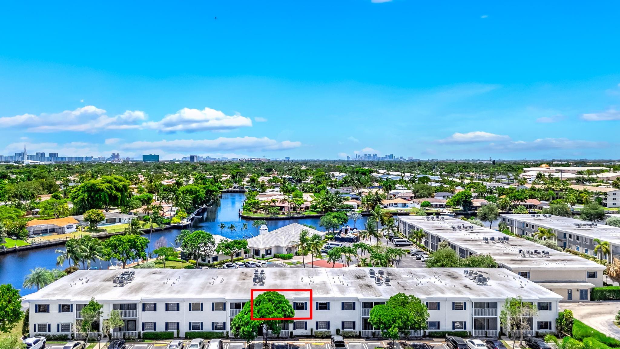 150 Cypress Clb Dr #528