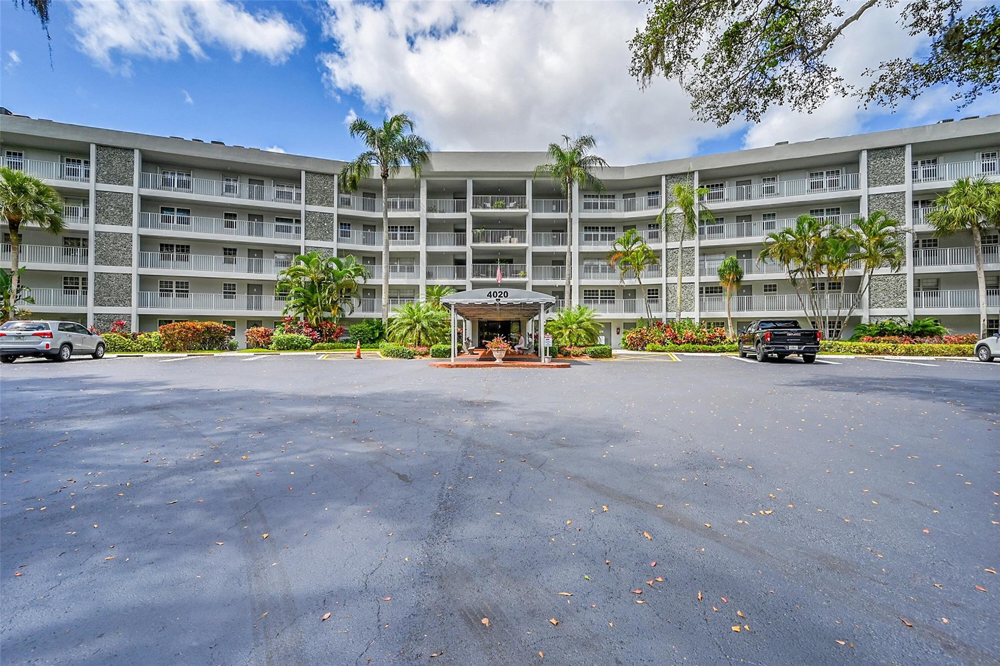 4020 W Palm Aire Dr #503