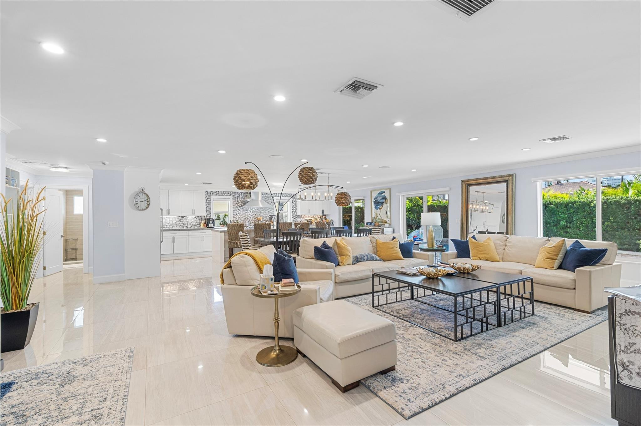 3250 Spanish Riv Pompano Beach, FL 33062