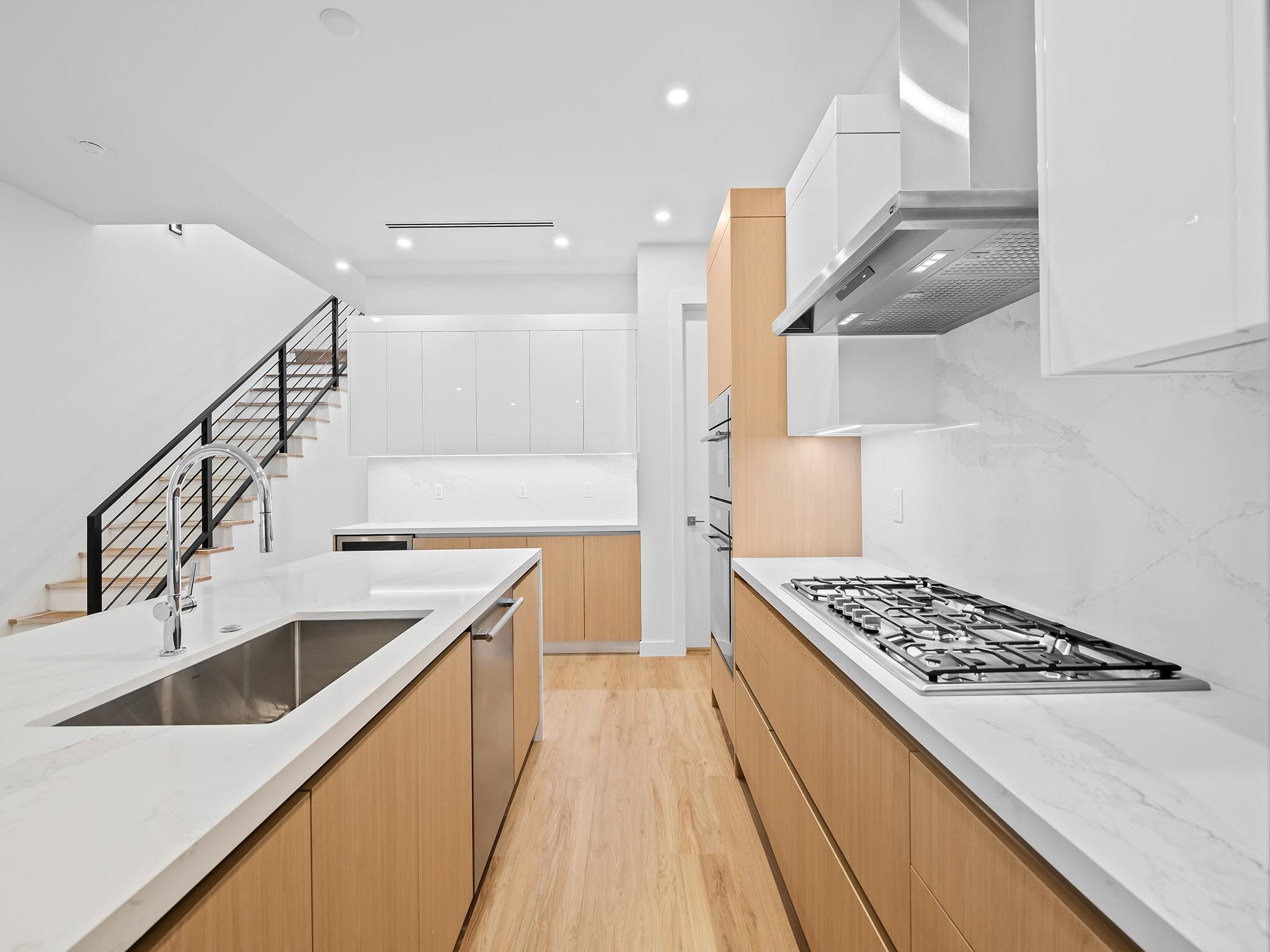 812 SE 12th St #812 Fort Lauderdale, FL 33316