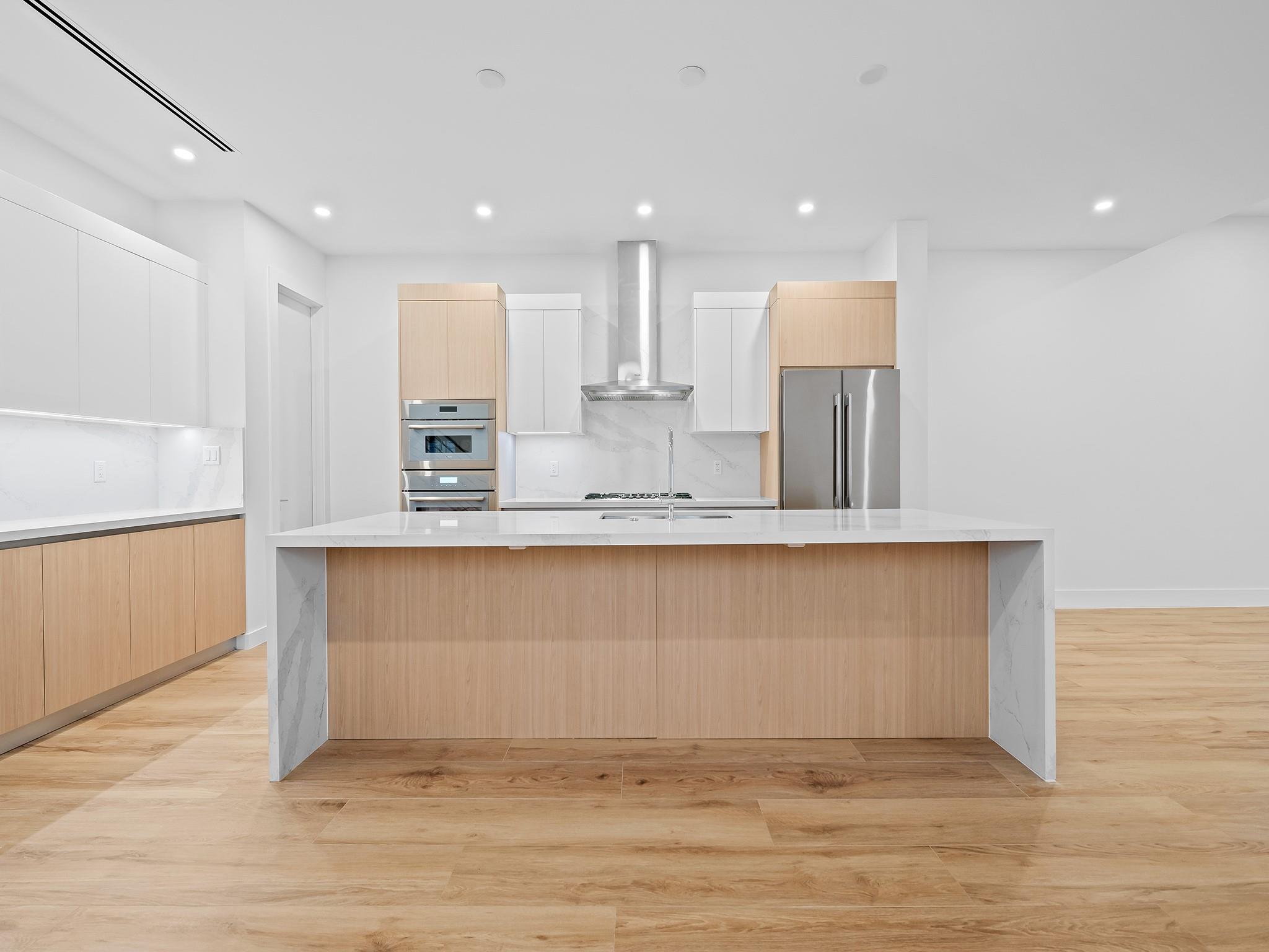 812 SE 12th St #812 Fort Lauderdale, FL 33316