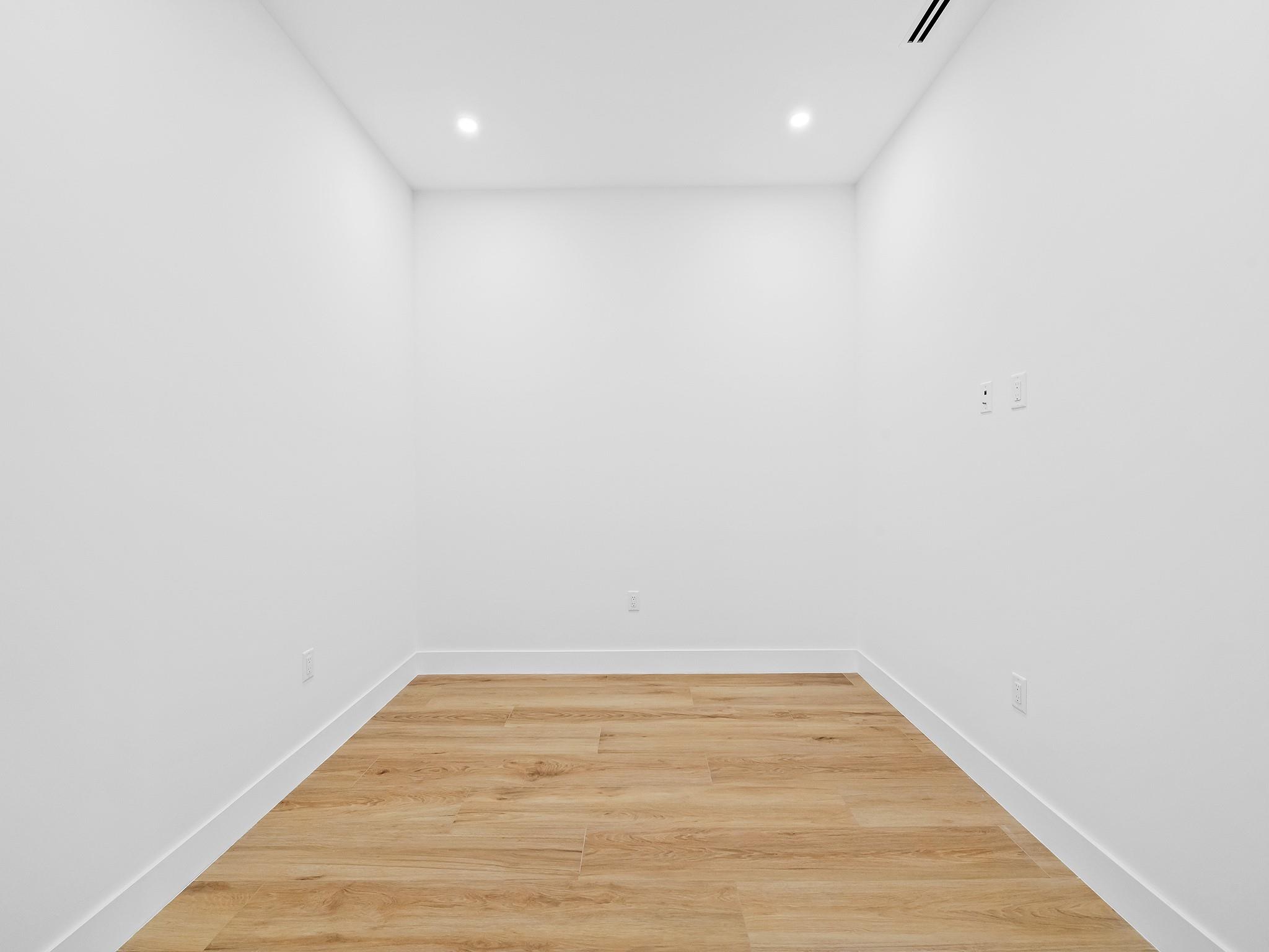 812 SE 12th St #812 Fort Lauderdale, FL 33316