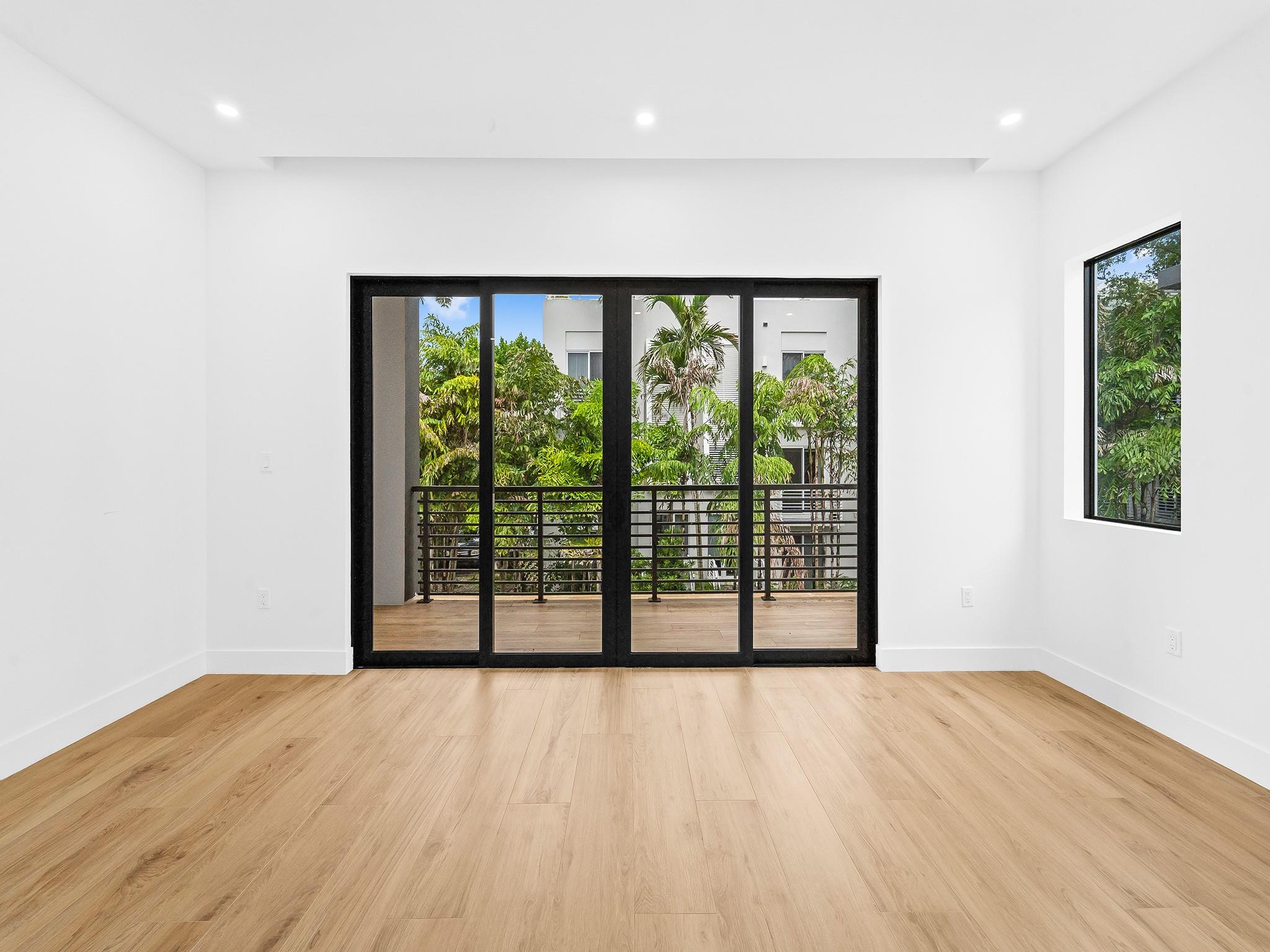 812 SE 12th St #812 Fort Lauderdale, FL 33316