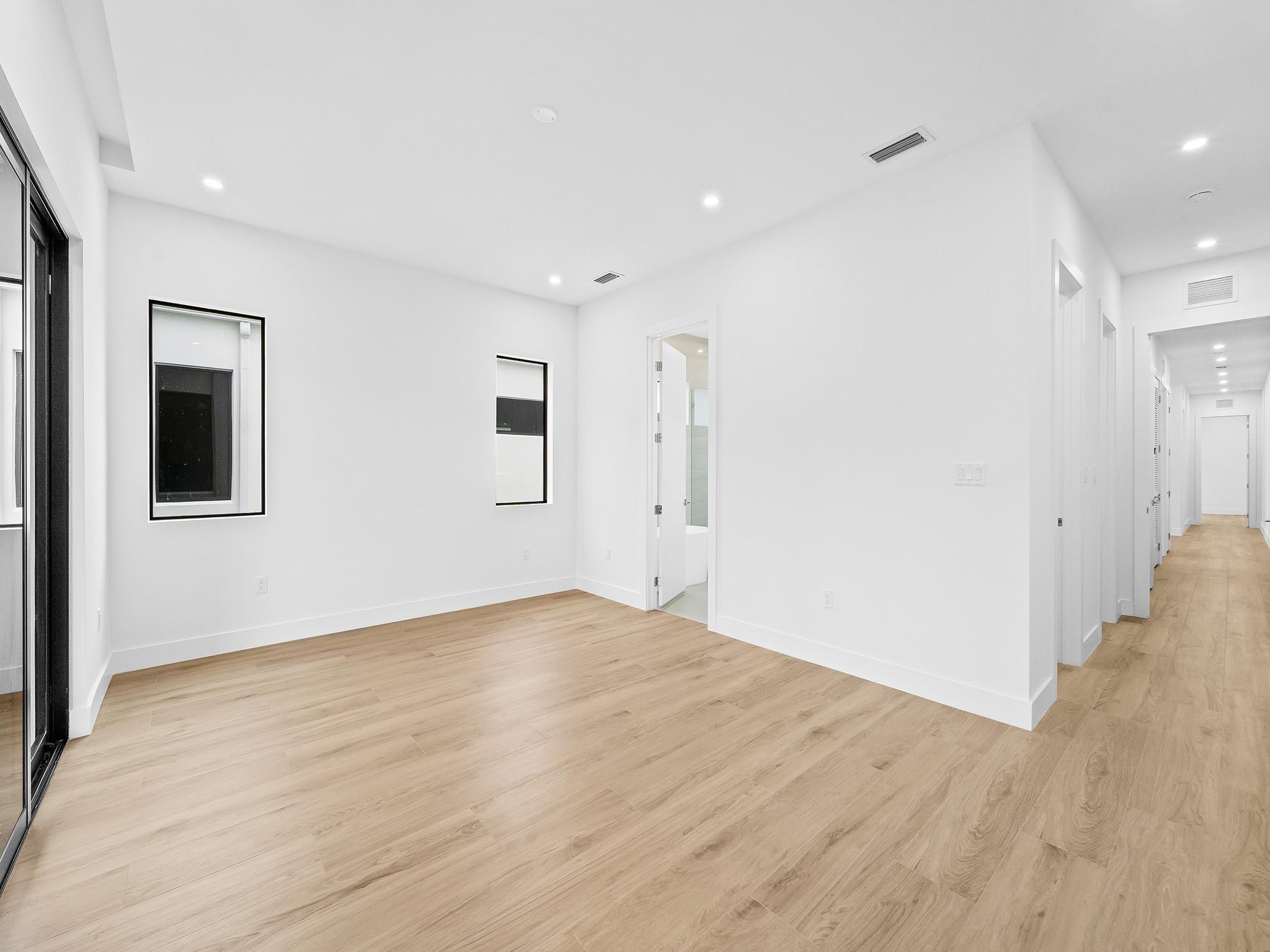 812 SE 12th St #812 Fort Lauderdale, FL 33316