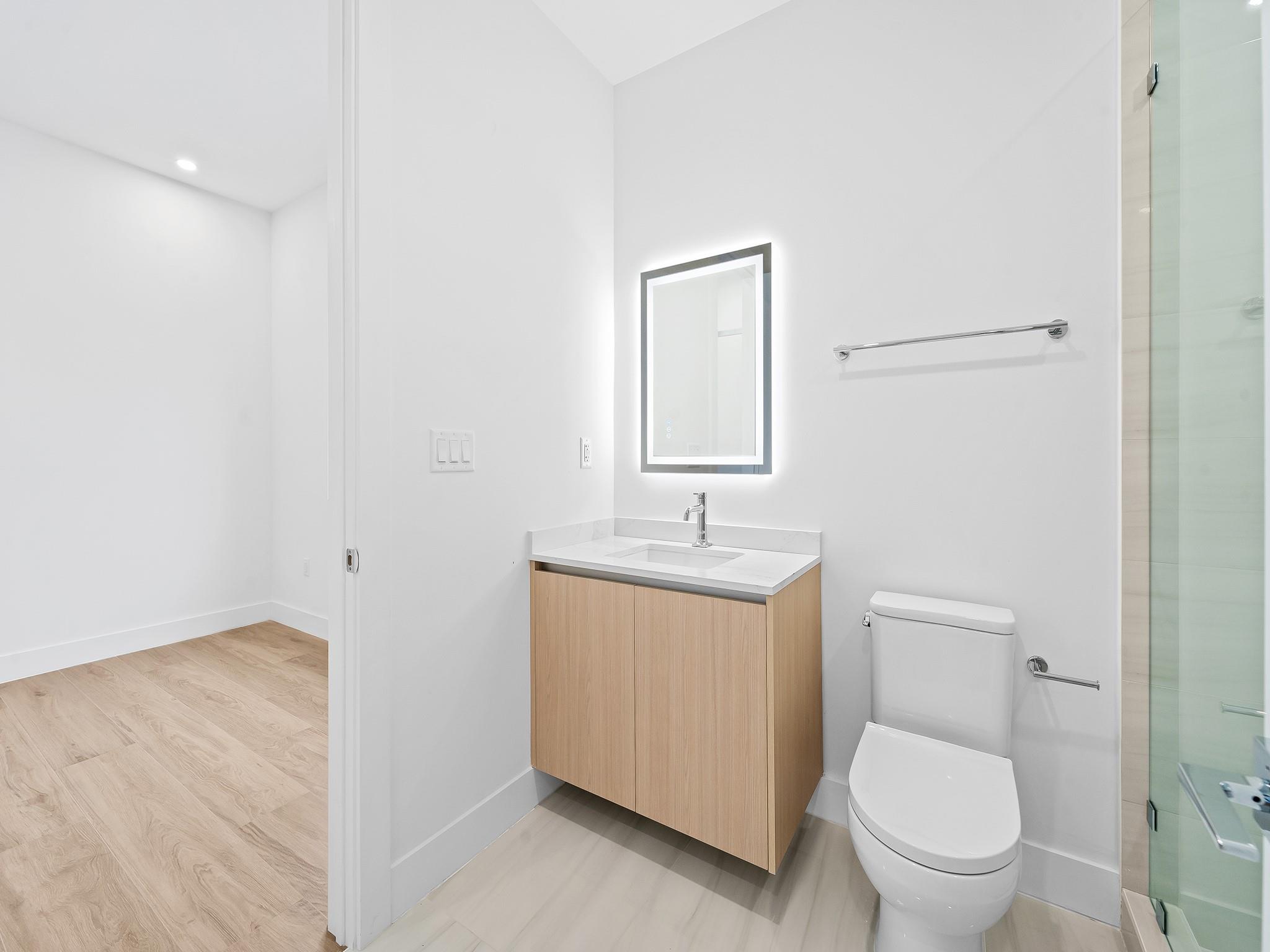 812 SE 12th St #812 Fort Lauderdale, FL 33316