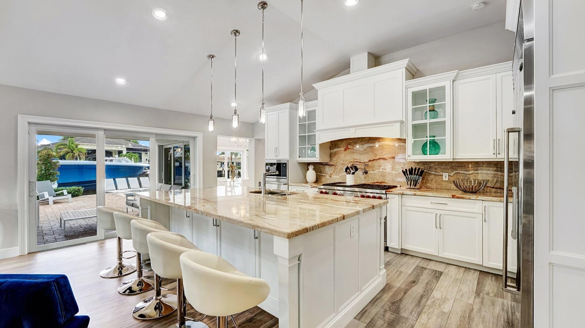 2593 SE 9th St Pompano Beach, FL 33062