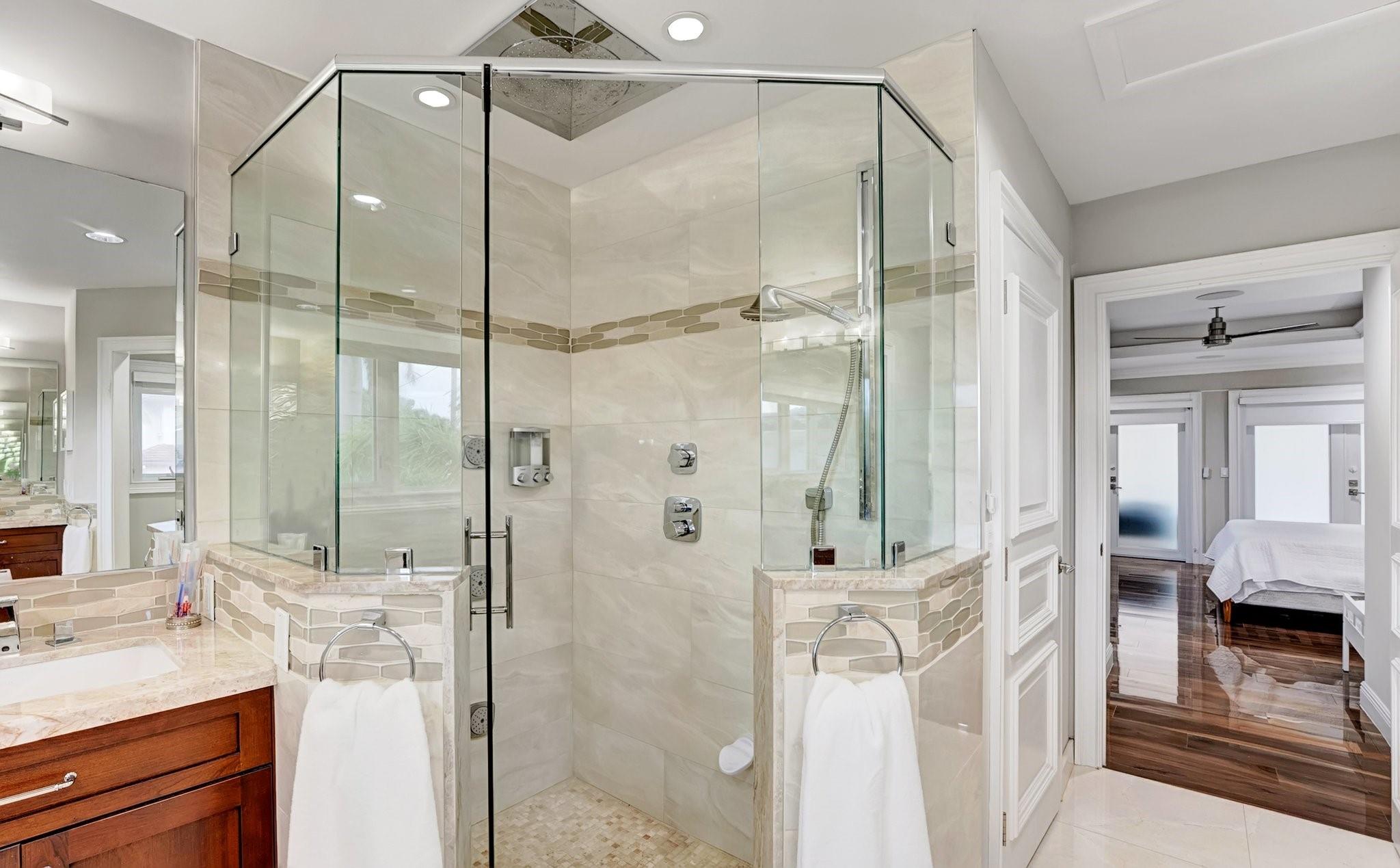 2593 SE 9th St Pompano Beach, FL 33062