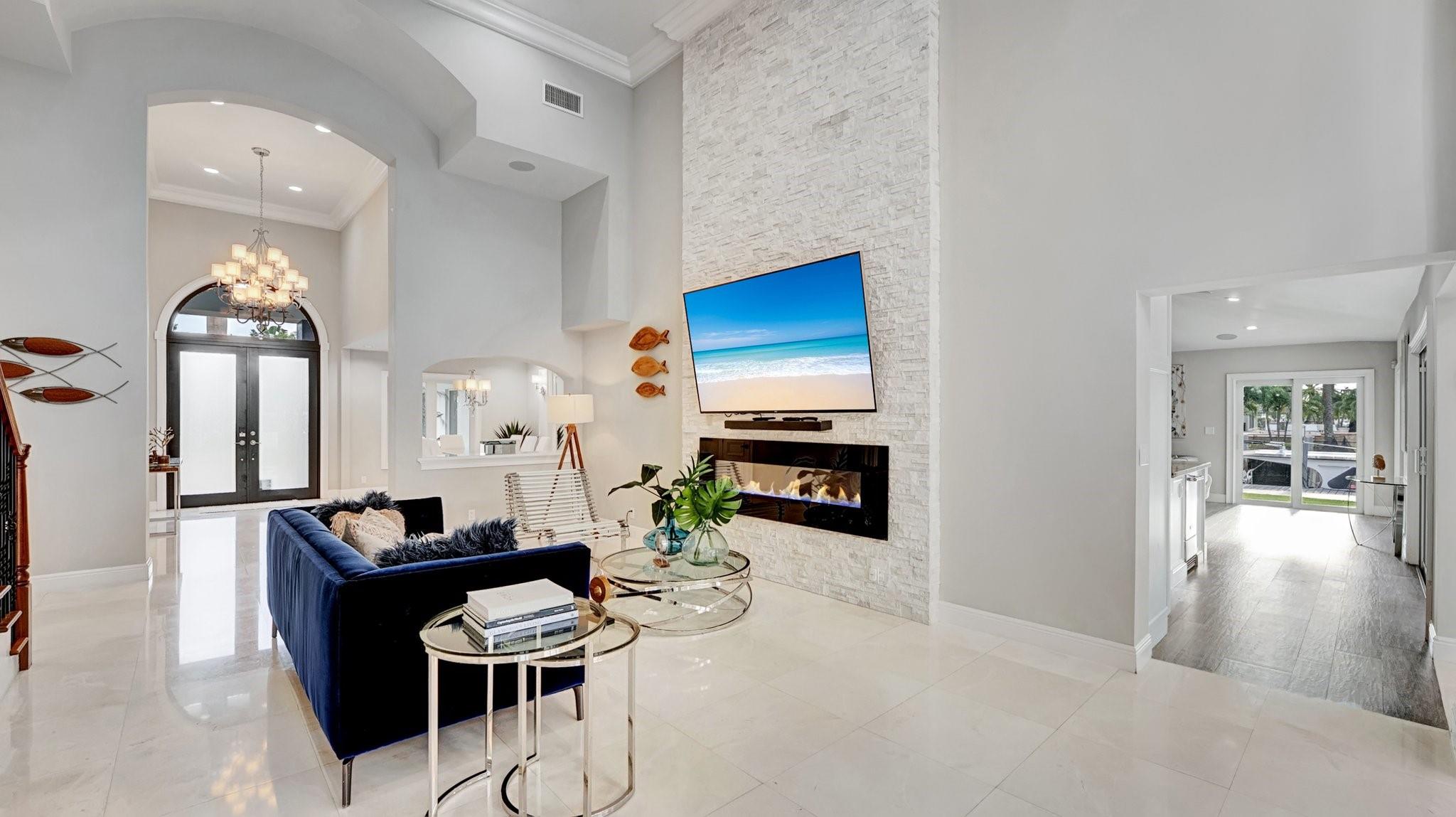 2593 SE 9th St Pompano Beach, FL 33062