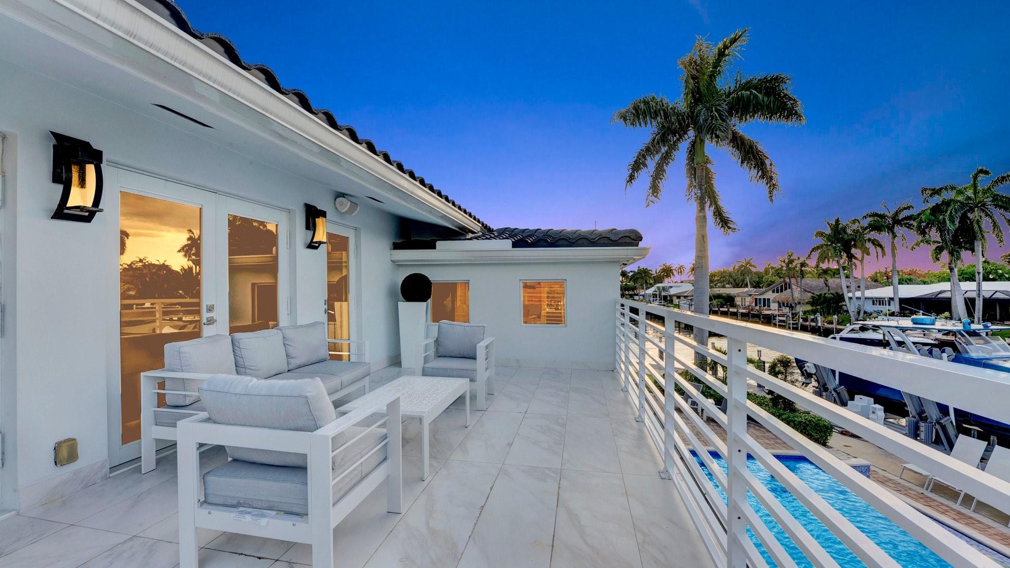 2593 SE 9th St Pompano Beach, FL 33062