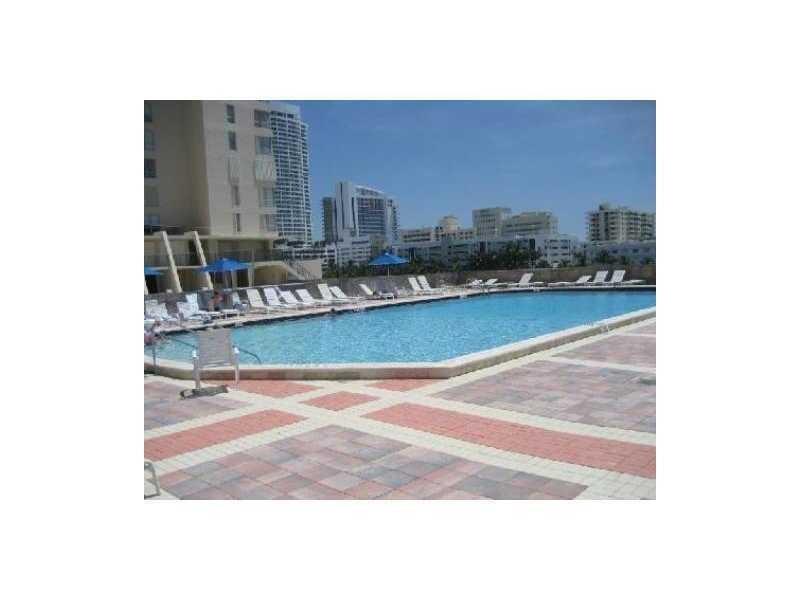 4101 Pine Tree Dr #709 Miami Beach, FL 33140