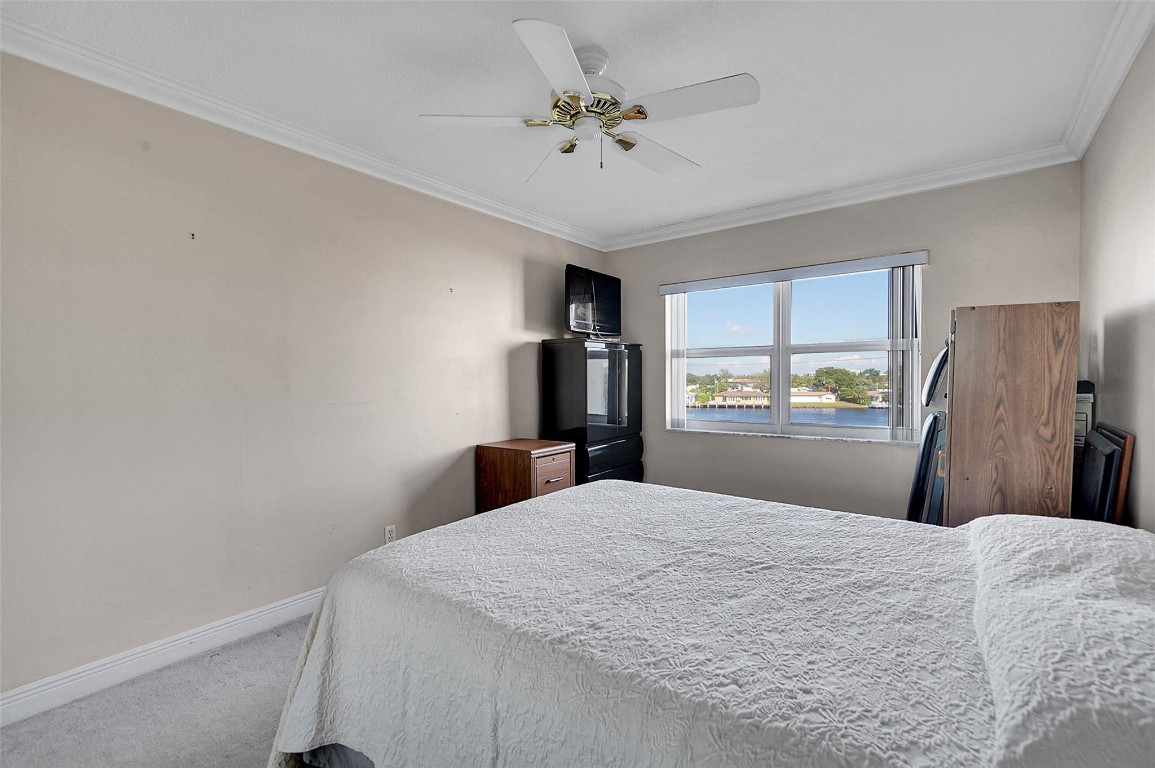 1839 Middle Riv #302 Fort Lauderdale, FL 33305