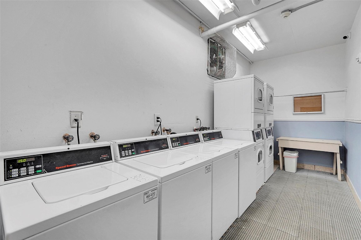 1839 Middle Riv #302 Fort Lauderdale, FL 33305