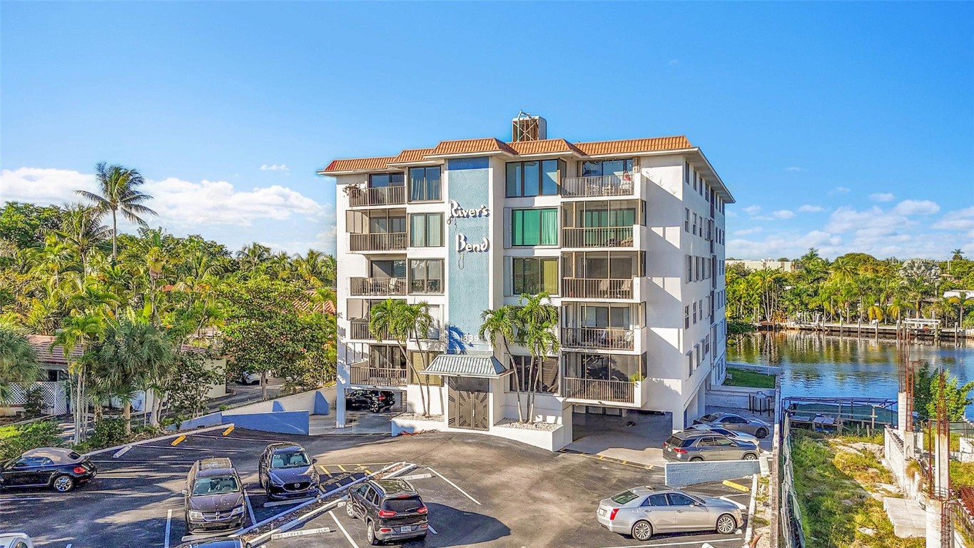 1839 Middle Riv #302 Fort Lauderdale, FL 33305