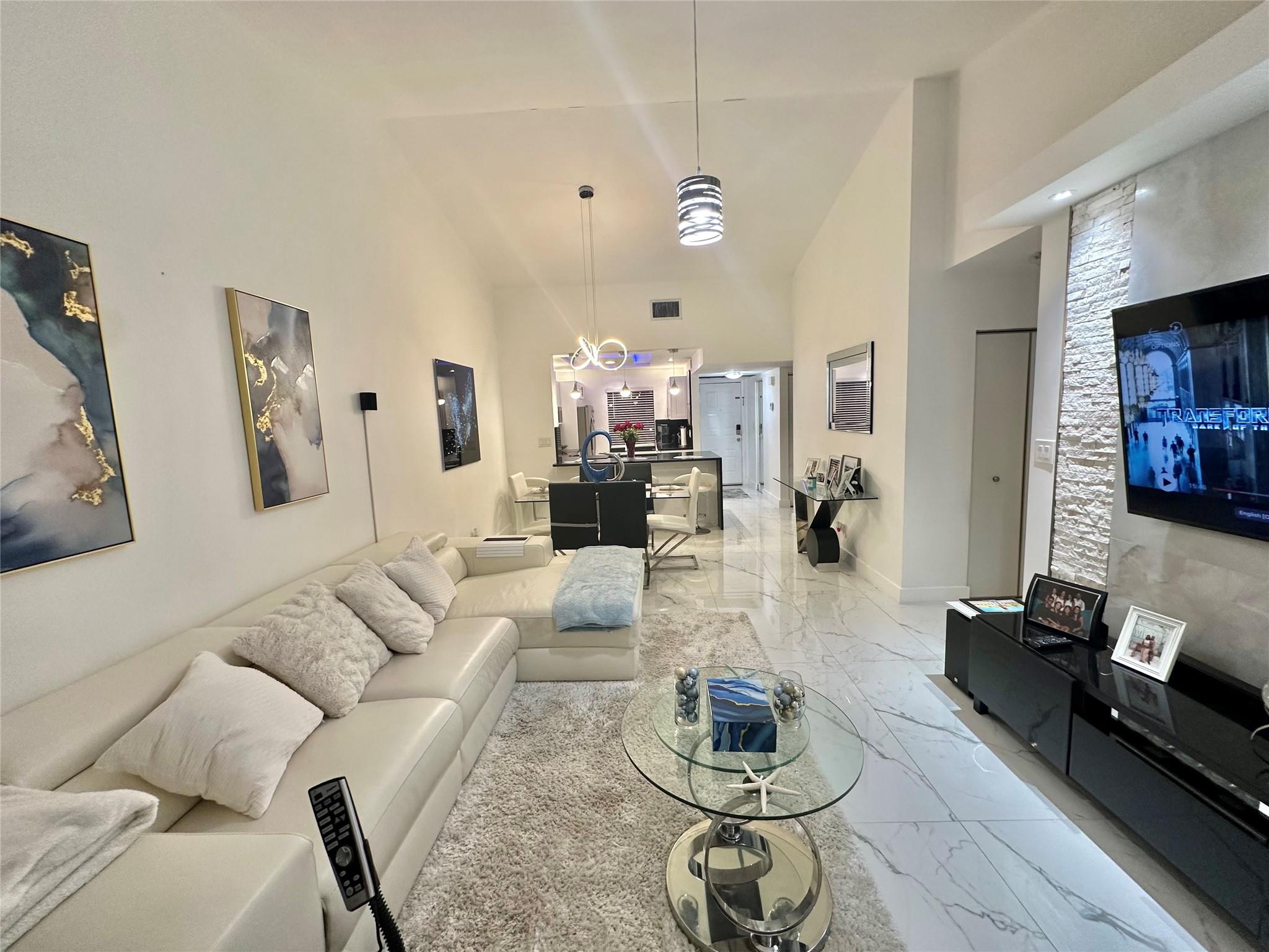 4307 Carambola Cir #2679