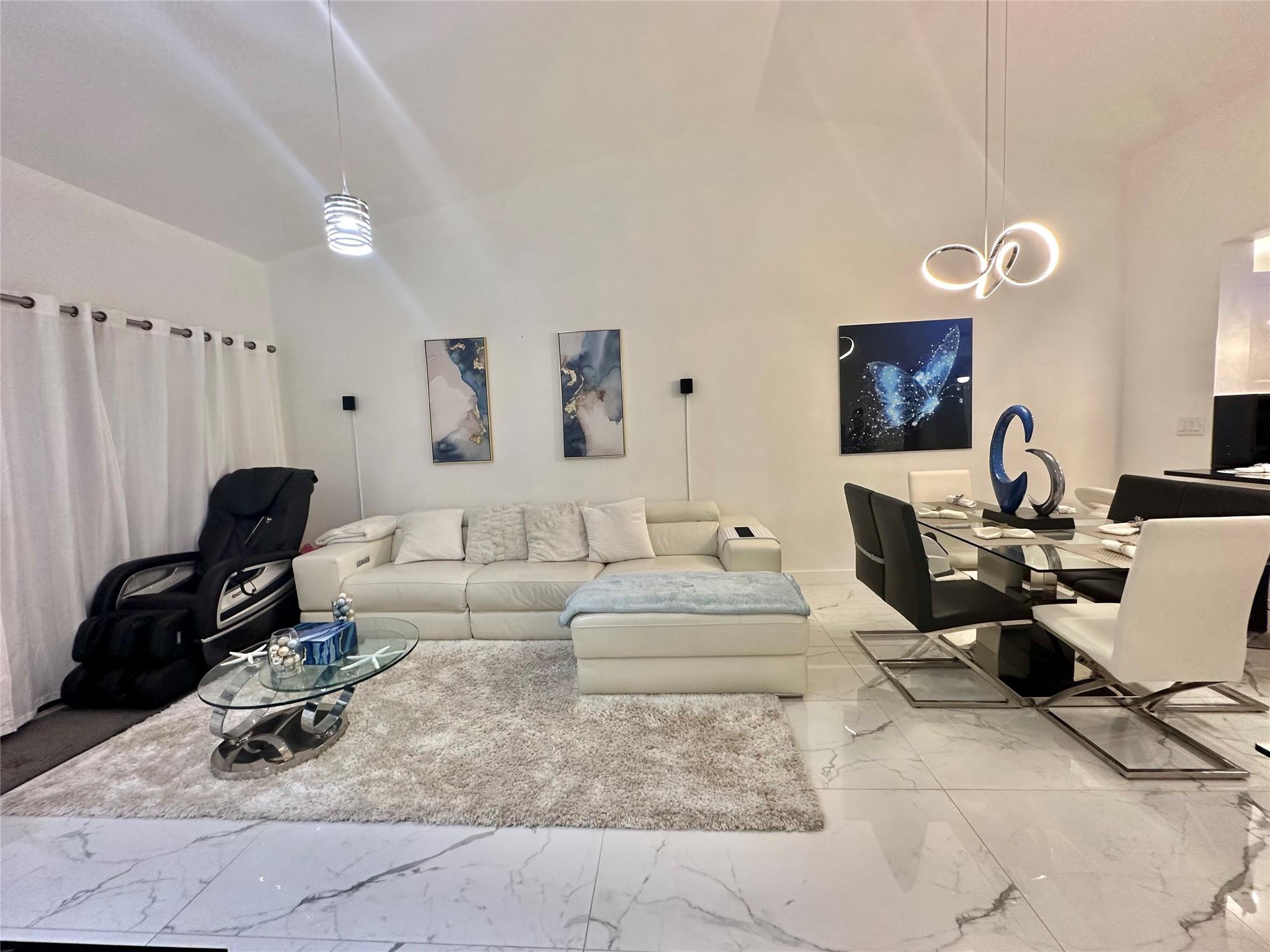 4307 Carambola Cir #2679 Coconut Creek, FL 33066