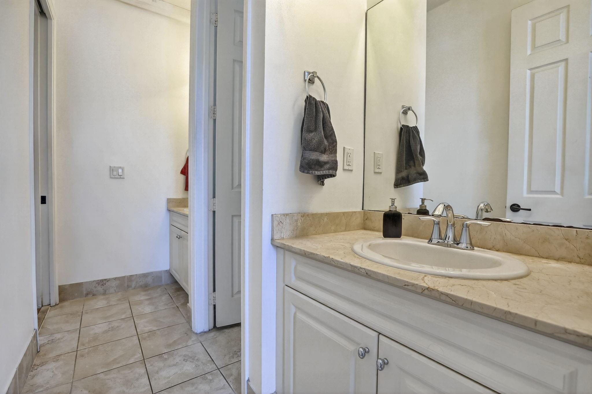 8541 NW 38th St Cooper City, FL 33024