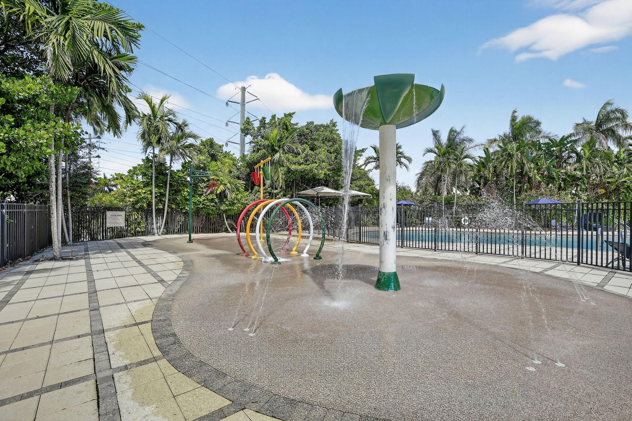 8541 NW 38th St Cooper City, FL 33024