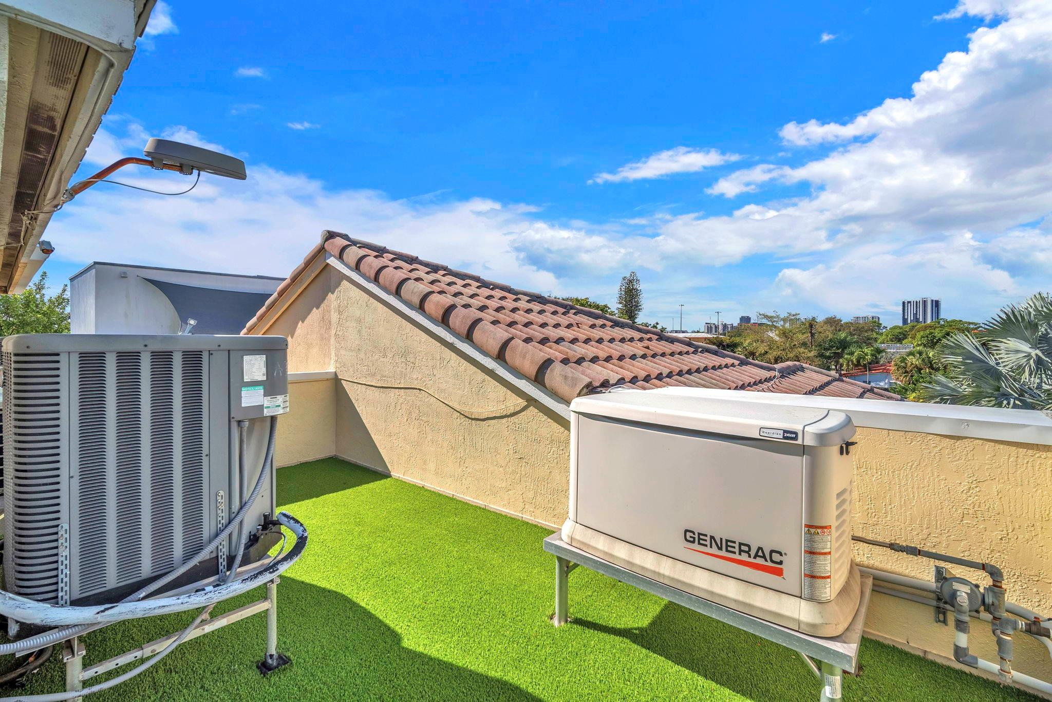 806 NE 16th Fort Lauderdale, FL 33304